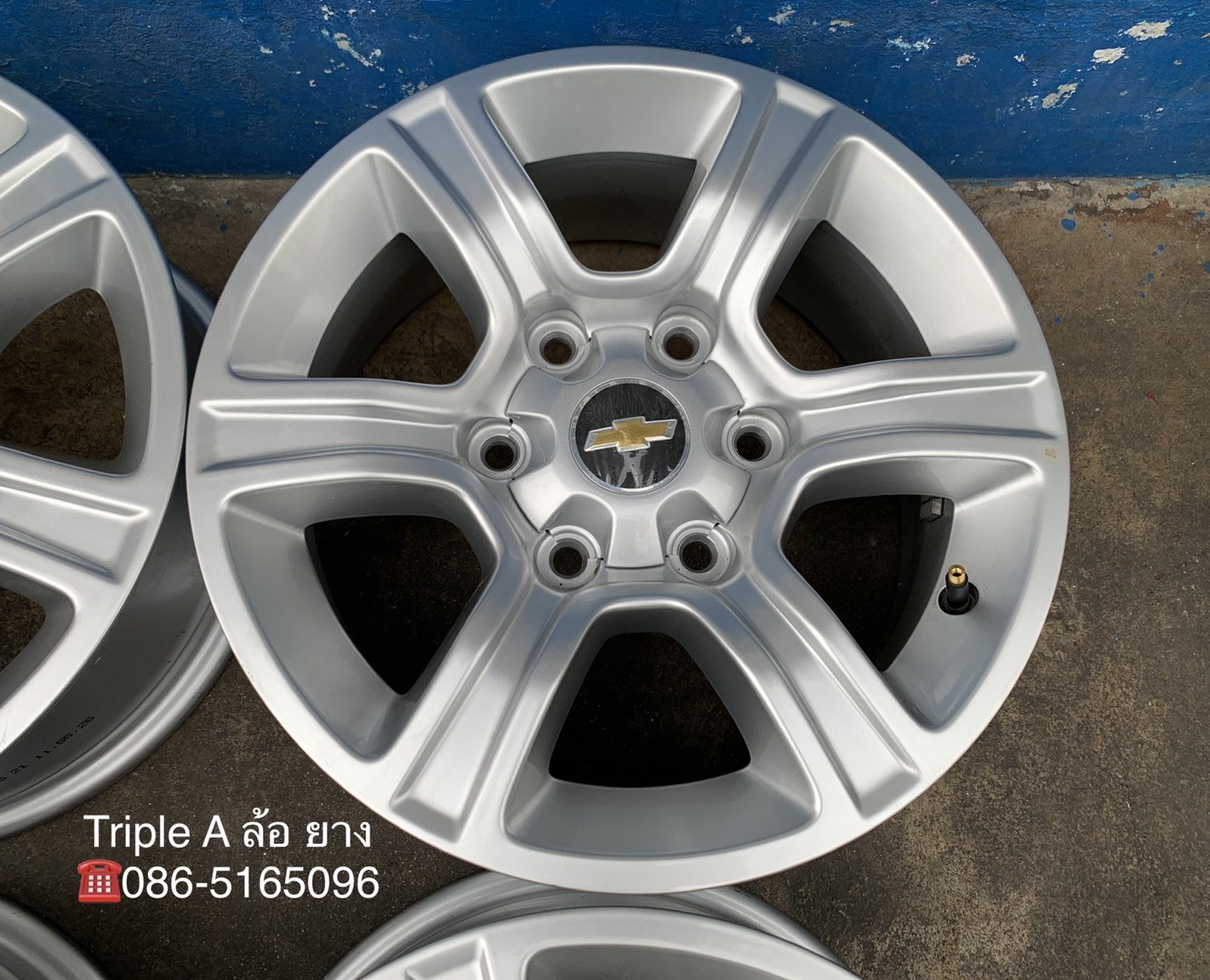 ล้อแม็กป้ายแดง Chevrolet Colorado (ก้านยก) ขอบ 16 สวยกริ๊บ ล้อแม็กป้ายแดง Chevrolet Colorado (ก้านยก) ขอบ 16 สวยกริ๊บ