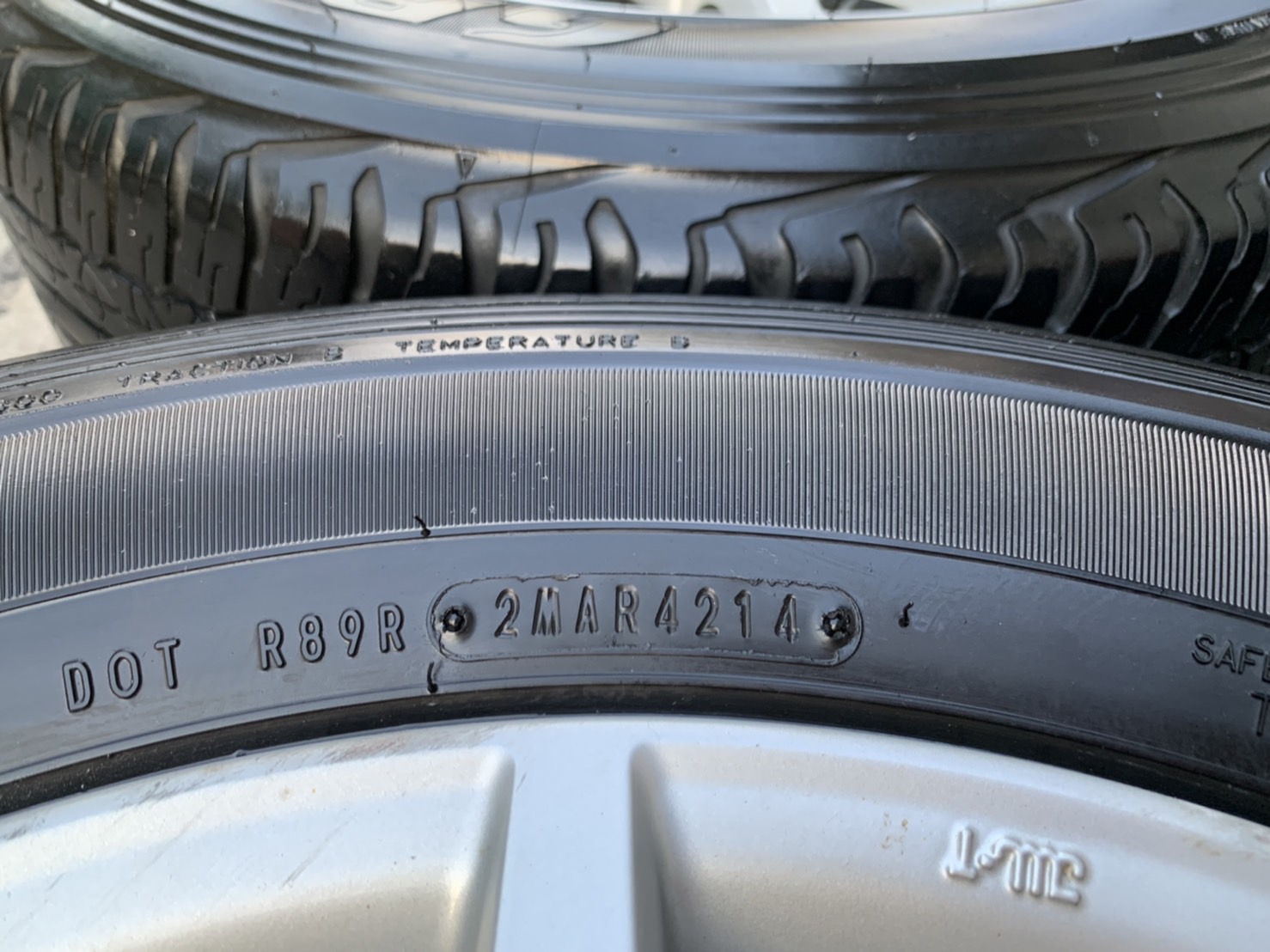 ล้อแม็ก Mitsu Pajero ก้ามปู ขอบ 17 แถมยาง 245-65-17 Dunlop ปลายปี 14