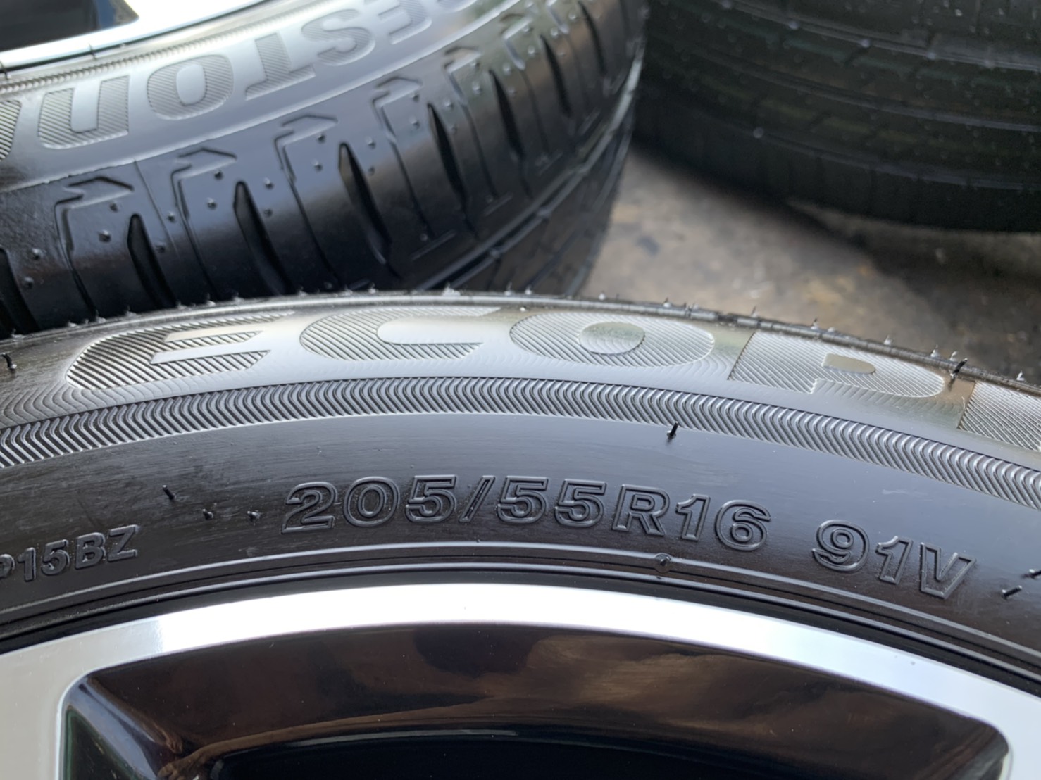 ล้อแม็กป้ายแดง New Mitsu Xpander รุ่นใหม่ล่าสุด ขอบ 16 พร้อมยางใหม่ป้ายแดง 205-55-16 Bridgestone ใหม ล้อแม็กป้ายแดง New Mitsu Xpander รุ่นใหม่ล่าสุด ขอบ 16 พร้อมยางใหม่ป้ายแดง 205-55-16 Bridgestone ใหม