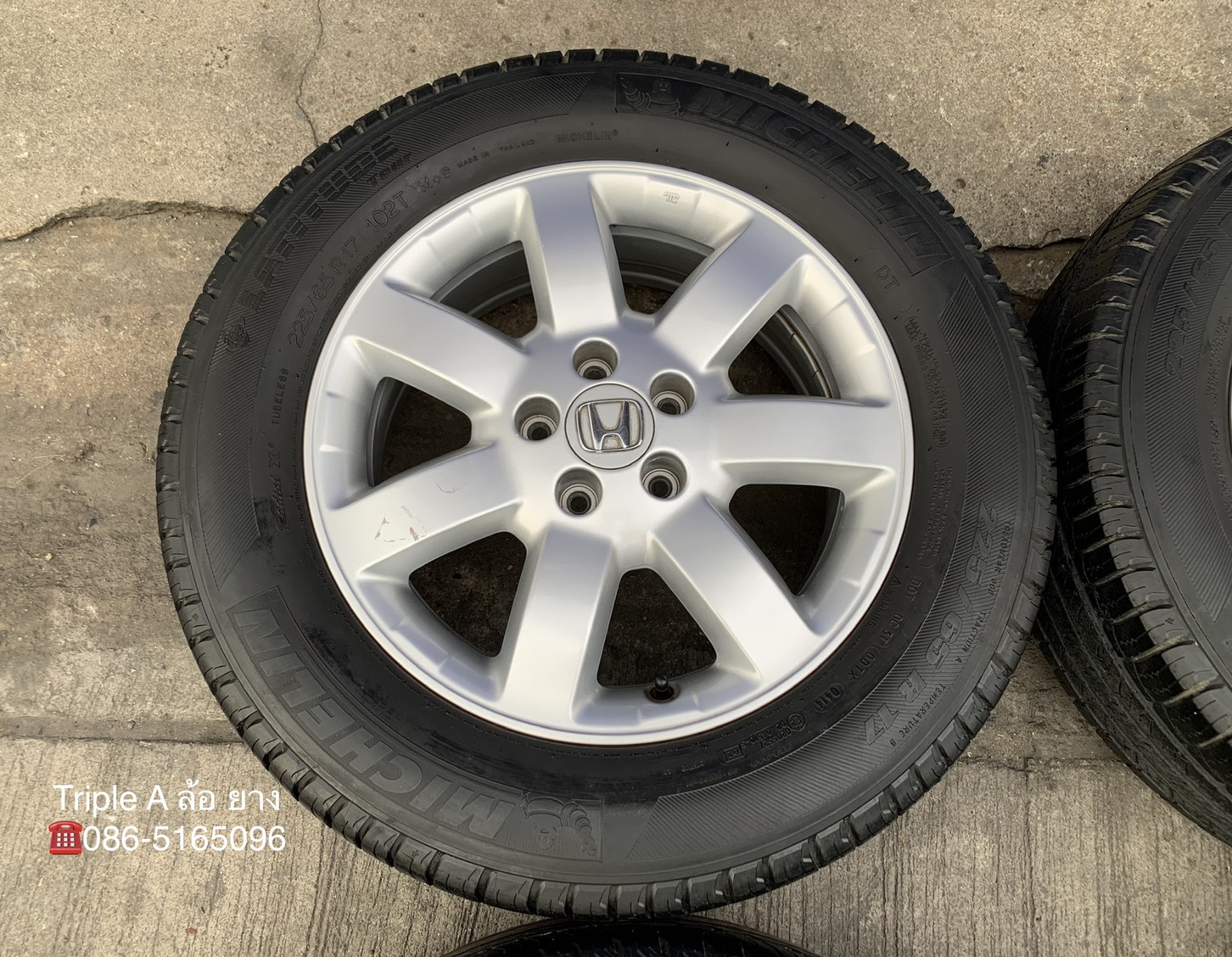 ล้อแม็ก 5รู114 Honda CRV ขอบ 17 แถมยาง 225-65-17 Michelin ปี 14 ล้อแม็ก 5รู114 Honda CRV ขอบ 17 แถมยาง 225-65-17 Michelin ปี 14