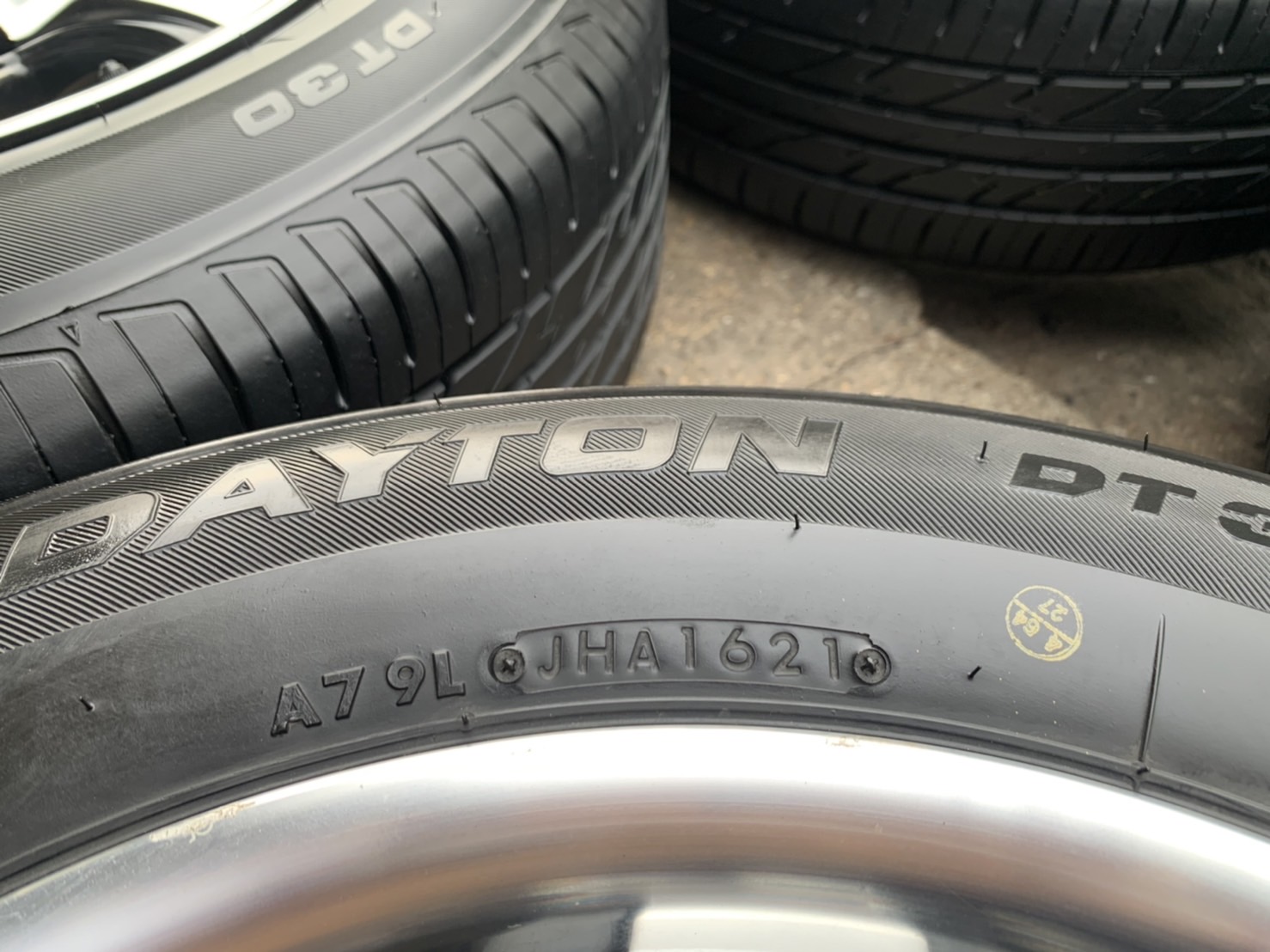 ล้อแม็ก 5รู114 SSW S099 ขอบ 15 สีดำขอบเงา(งานไทยแท้) พร้อมยาง 205-65-15 DAYTON ปี 21 ล้อแม็ก 5รู114 SSW S099 ขอบ 15 สีดำขอบเงา(งานไทยแท้) พร้อมยาง 205-65-15 DAYTON ปี 21