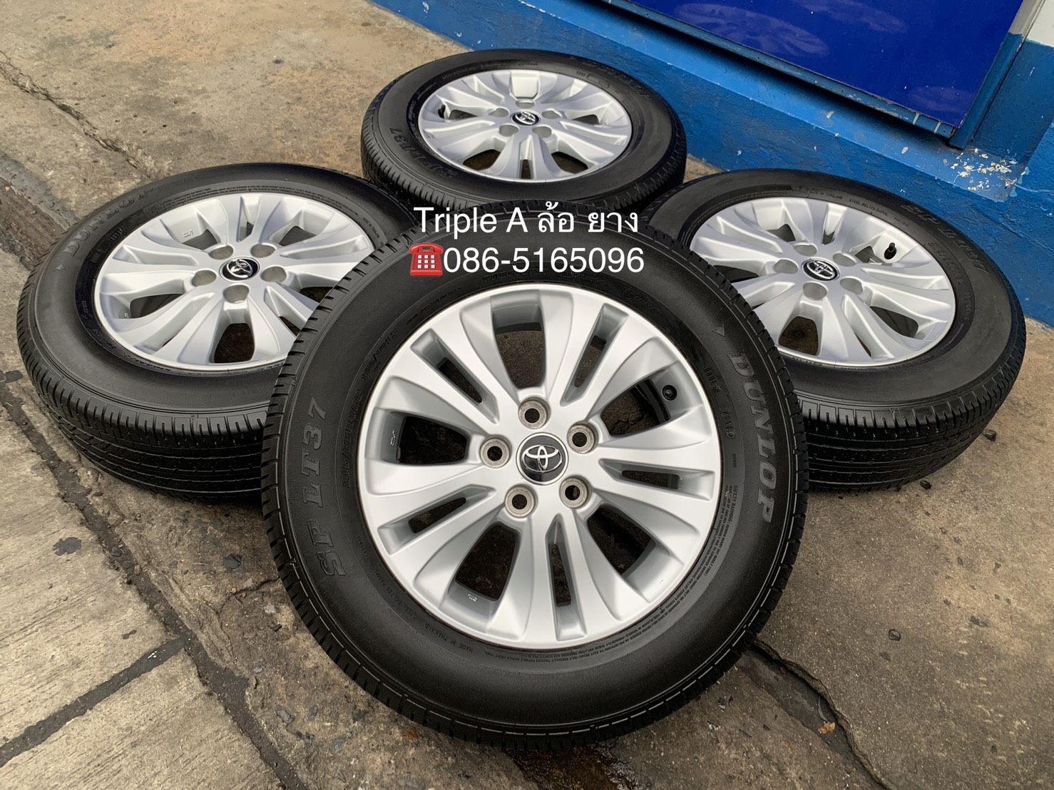 ล้อแม็ก 5รู114 Toyota Revo ขอบ 16 พร้อมยาง 215-65-16 Dunlop ปลายปี 18 สภาพดี