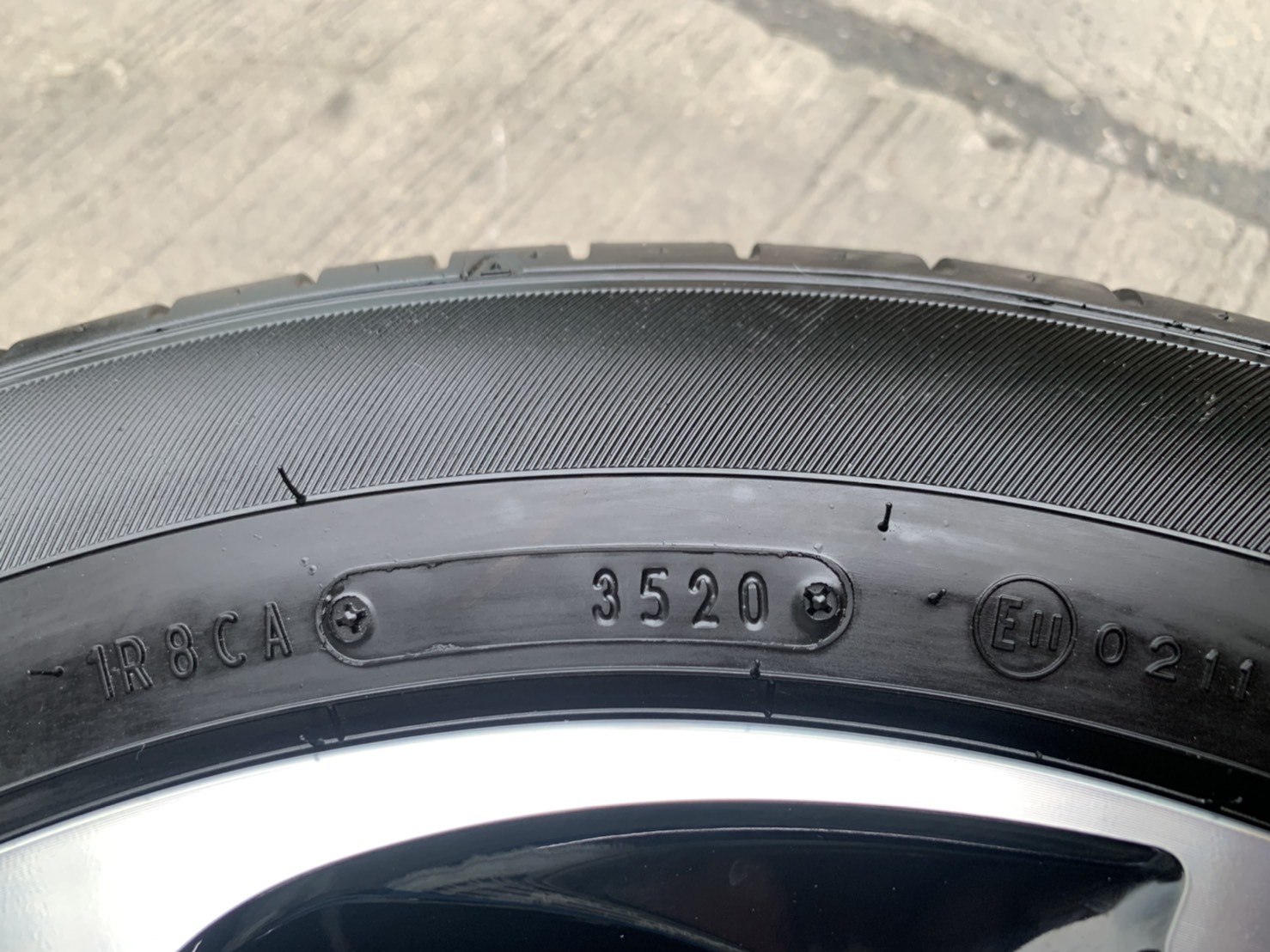 ล้อแม็ก Toyota Yaris Ativ รุ่นใหม่ล่าสุด ขอบ 15 พร้อมยาง 185-60-15 Dunlop ปลายปี 20 ล้อแม็ก Toyota Yaris Ativ รุ่นใหม่ล่าสุด ขอบ 15 พร้อมยาง 185-60-15 Dunlop ปลายปี 20