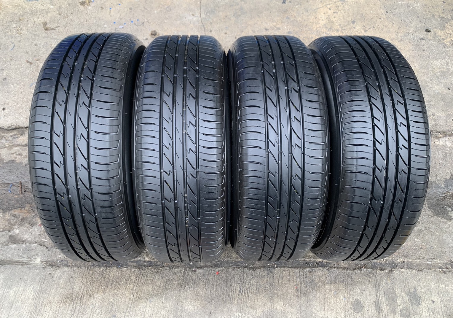 ล้อแม็ก 5รู114 SSW S099 ขอบ 15 สีดำขอบเงา(งานไทยแท้) พร้อมยาง 205-65-15 DAYTON ปี 21 ล้อแม็ก 5รู114 SSW S099 ขอบ 15 สีดำขอบเงา(งานไทยแท้) พร้อมยาง 205-65-15 DAYTON ปี 21