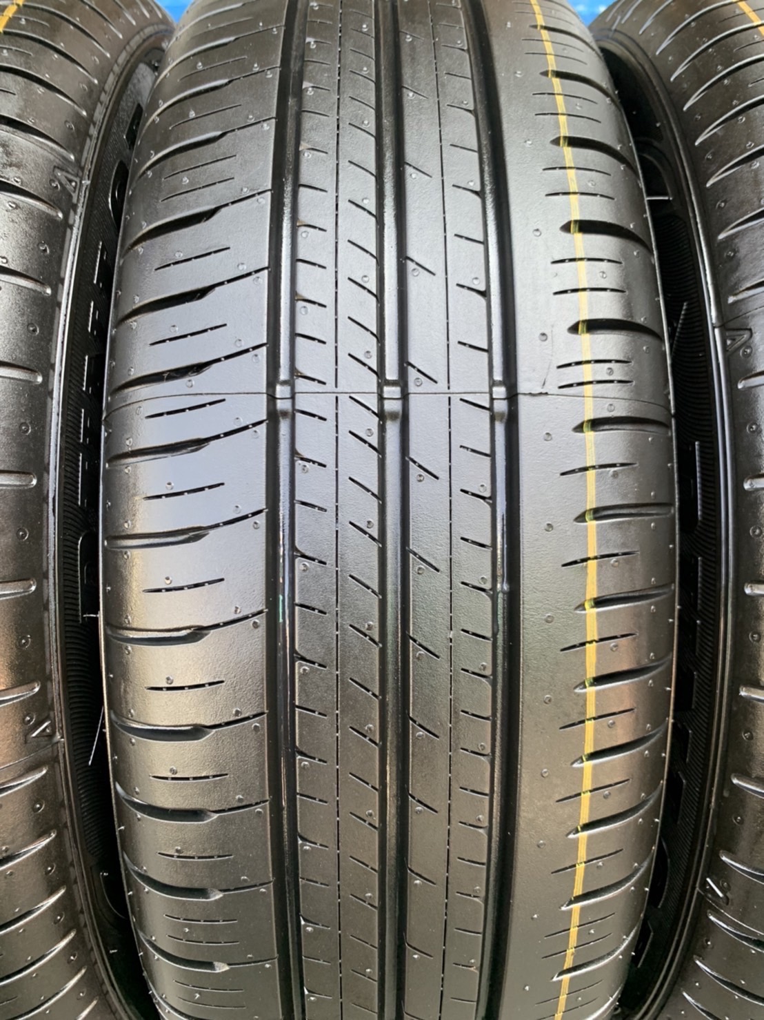 ล้อแม็กป้ายแดง Toyota Yaris Sport รุ่นใหม่ล่าสุด ขอบ 15 สีดำหน้าเงา พร้อมยางใหม่ป้ายแดง 185-60-15 Dunlop ปลายปี 21 ถอดจากโชว์รูม ล้อแม็กป้ายแดง Toyota Yaris Sport รุ่นใหม่ล่าสุด ขอบ 15 สีดำหน้าเงา พร้อมยางใหม่ป้ายแดง 185-60-15 Dunlop ปลายปี 21 ถอดจากโชว์รูม