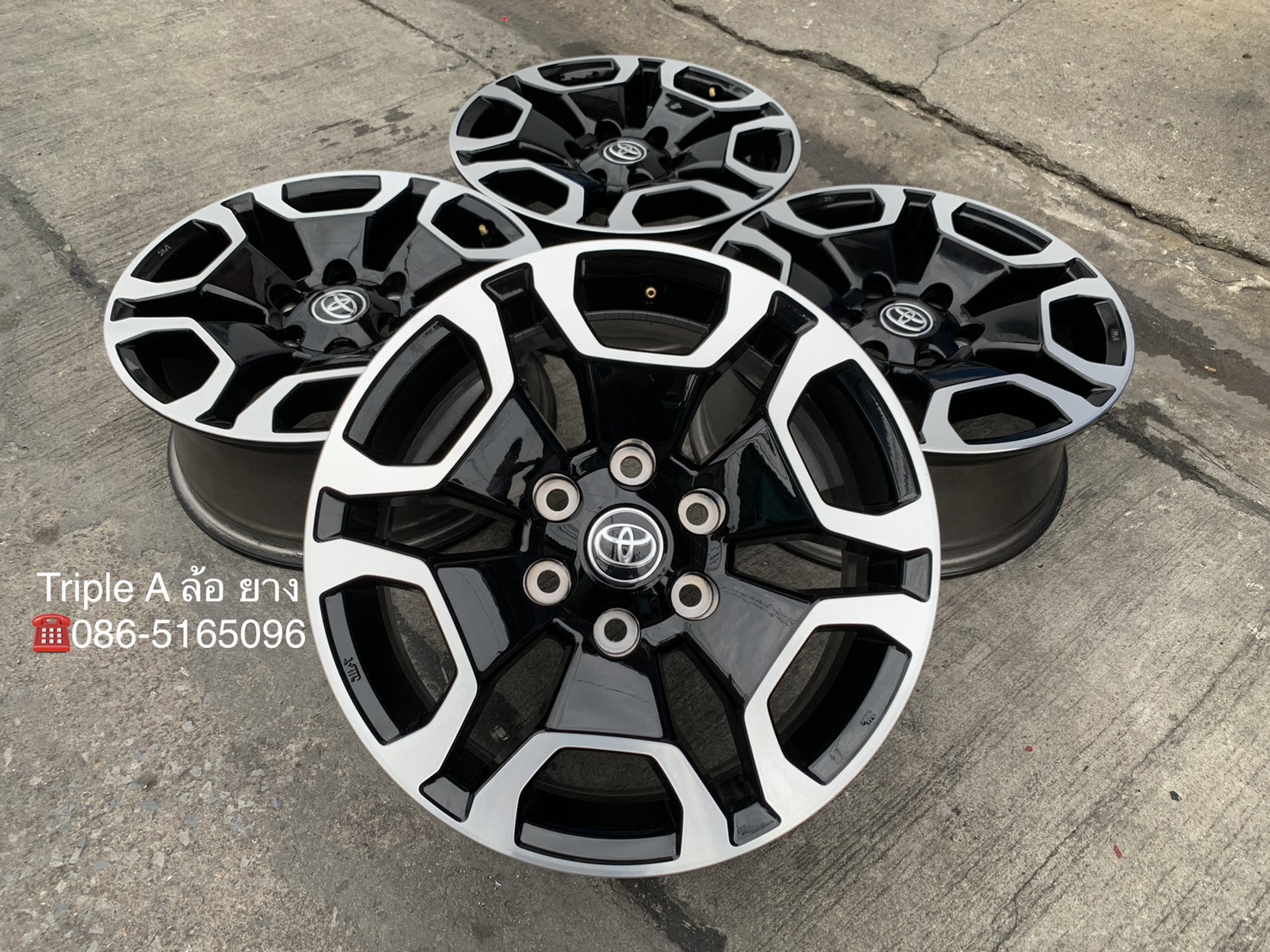 ล้อแม็กป้ายแดง Toyota Revo รุ่นใหม่ล่าสุด ขอบ 18 ดำหน้าเงา สวยกริ๊บๆ