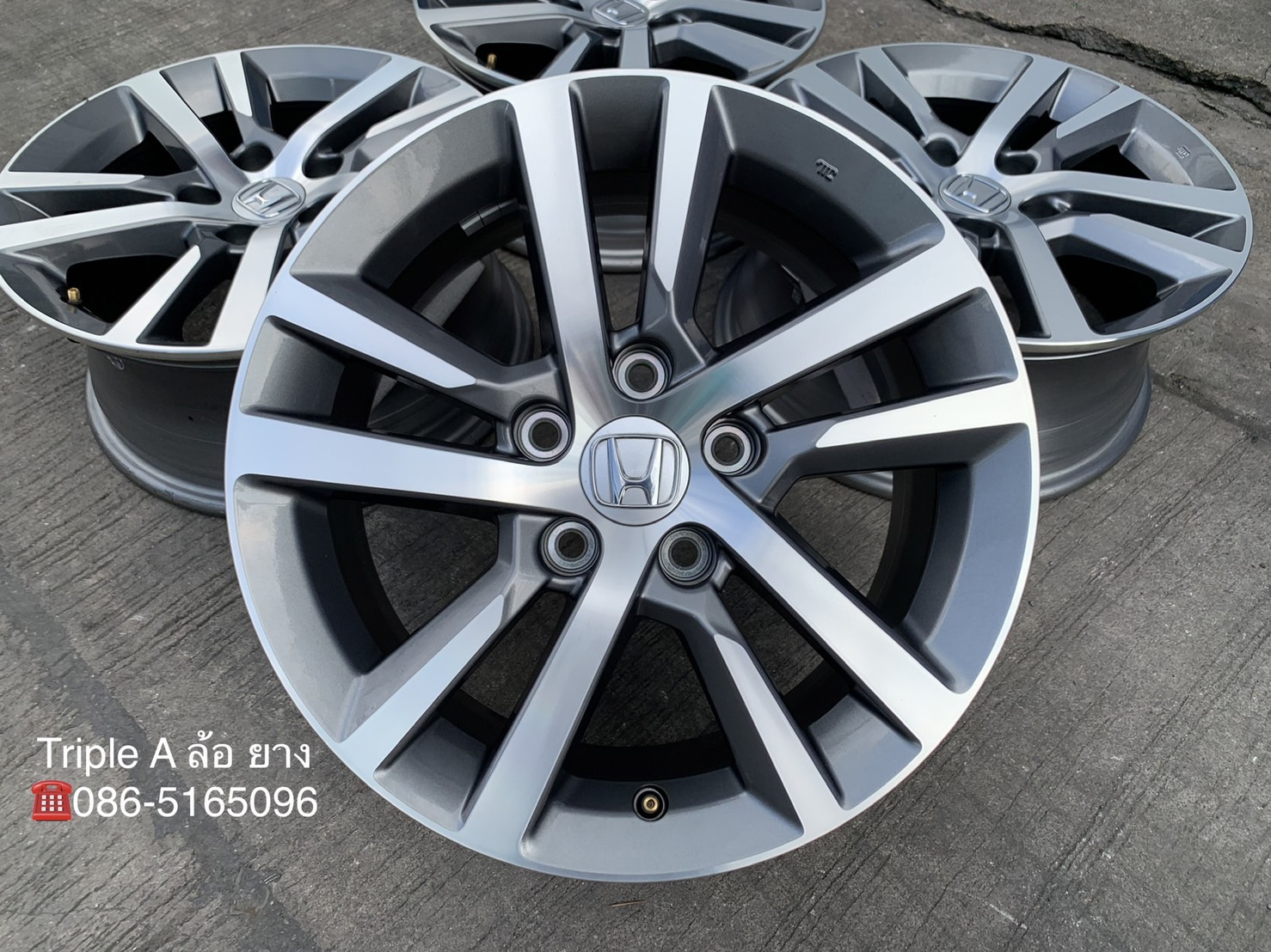 ล้อแม็กป้ายแดง All New Honda Civic FE รุ่นใหม่ล่าสุด ขอบ 16 สีเทาหน้าเงา ล้อแม็กป้ายแดง All New Honda Civic FE รุ่นใหม่ล่าสุด ขอบ 16 สีเทาหน้าเงา