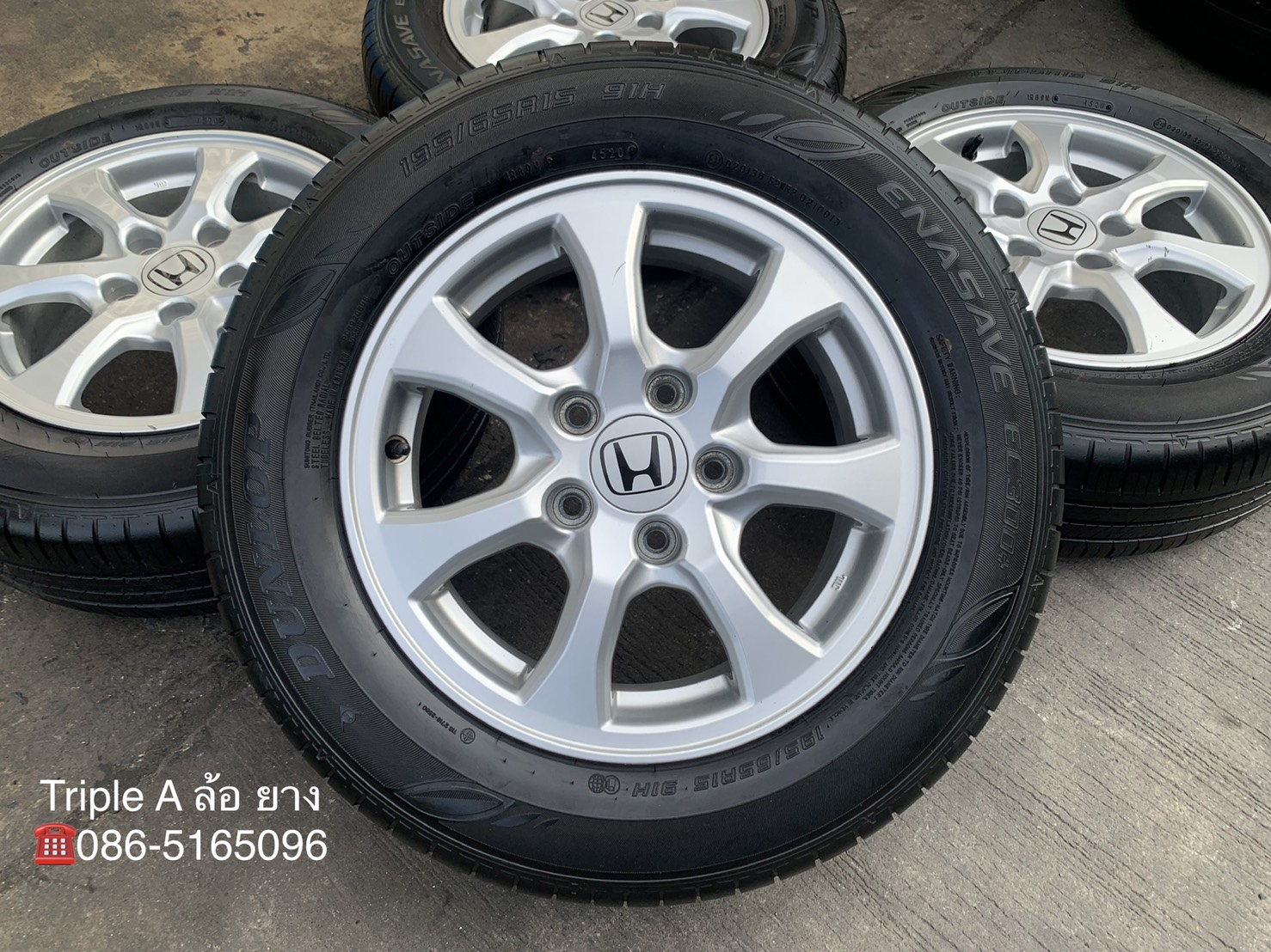 ล้อแม็ก 5รู114 Honda Civic FB ขอบ 15 พร้อมยางป้ายแดง 195-65-15 Dunlop ปลายปี 20 ล้อแม็ก 5รู114 Honda Civic FB ขอบ 15 พร้อมยางป้ายแดง 195-65-15 Dunlop ปลายปี 20