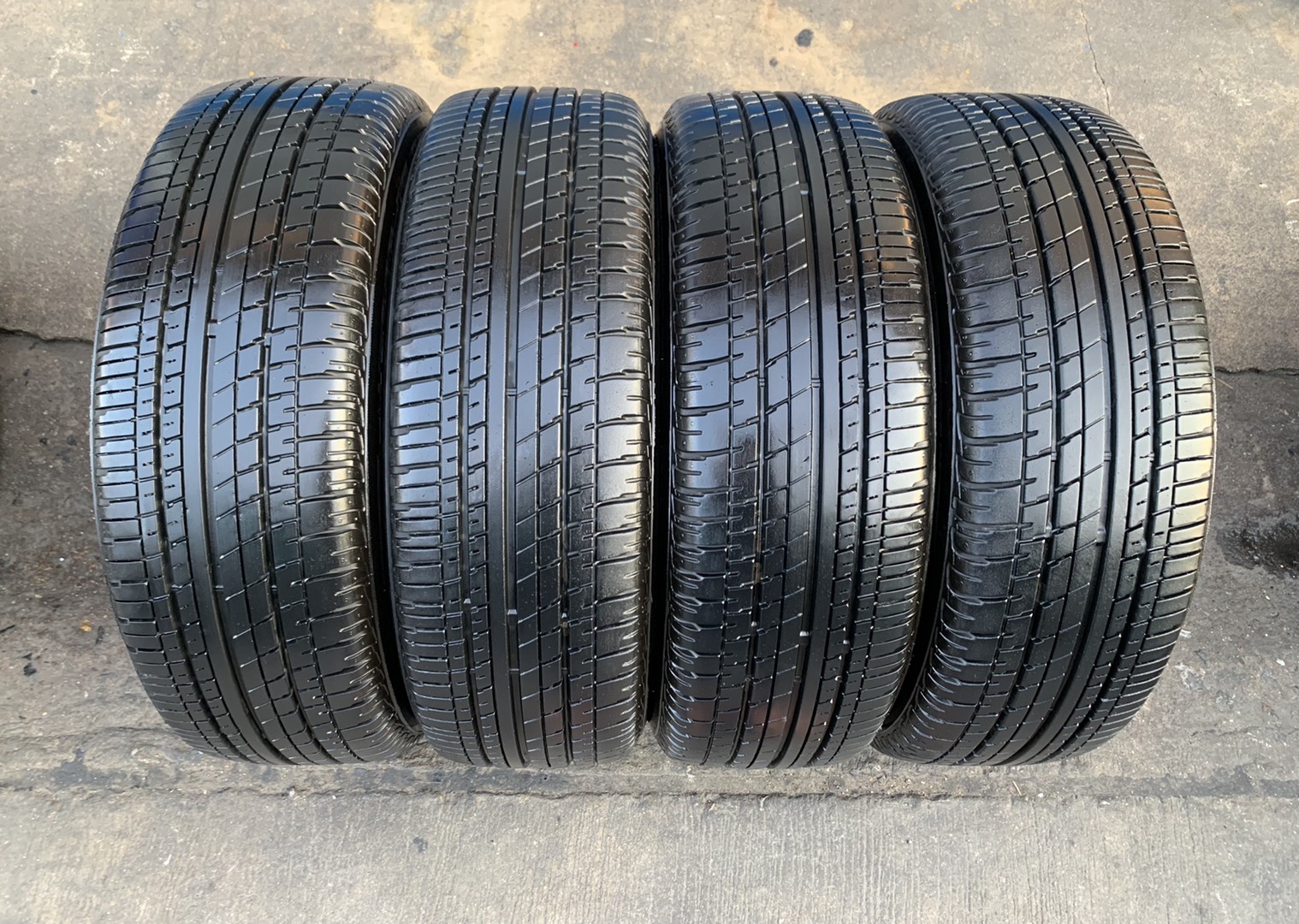 ล้อแม็ก Honda Jazz GK ตัวท็อป ขอบ 16 พร้อมยาง 185-55-16 Bridgestone ปี 19 ล้อแม็ก Honda Jazz GK ตัวท็อป ขอบ 16 พร้อมยาง 185-55-16 Bridgestone ปี 19