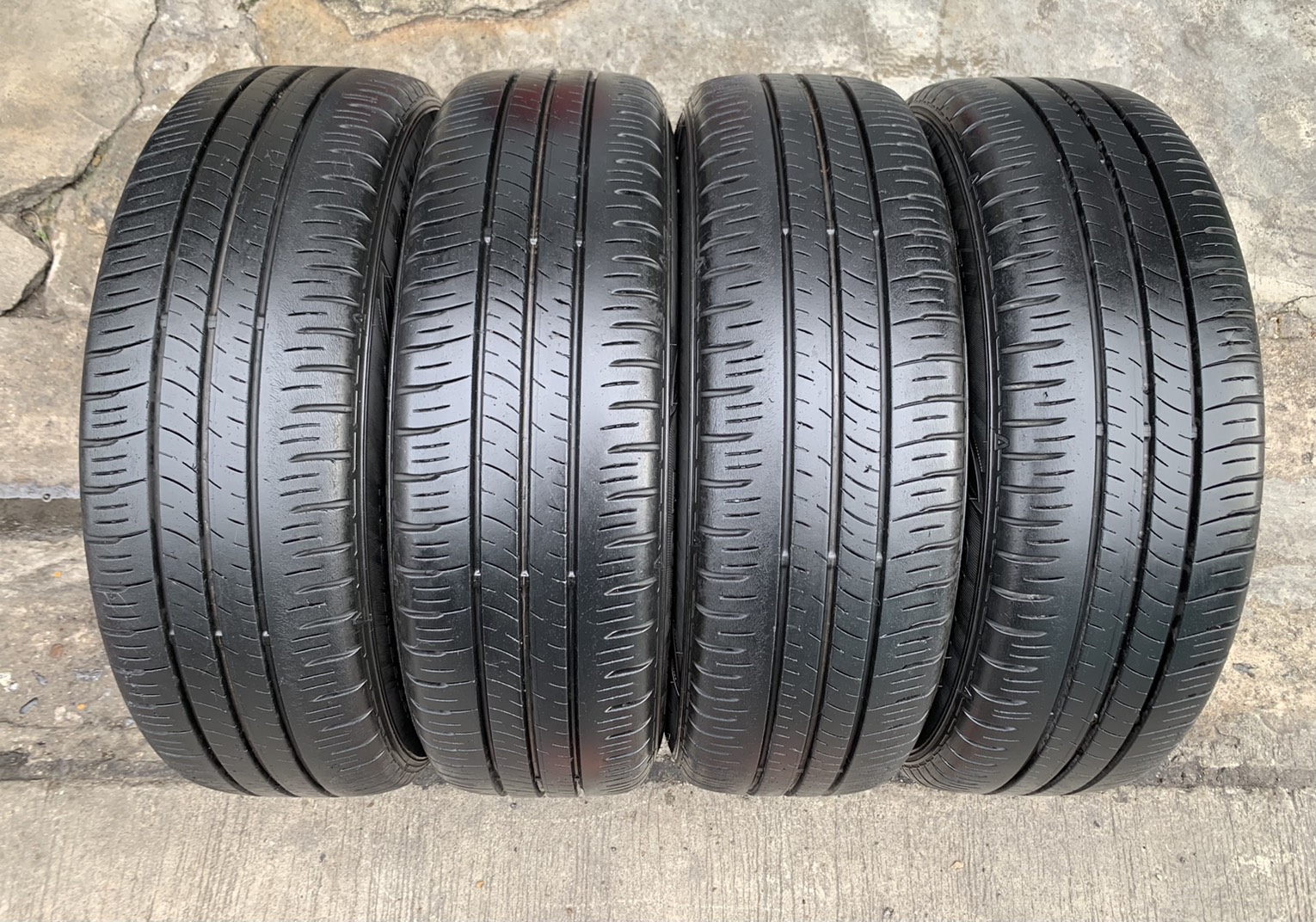 ล้อแม็ก Nissan Note ขอบ 15 พร้อมยาง 185-65-15 Dunlop ปลายปี 17 สภาพสวย ล้อแม็ก Nissan Note ขอบ 15 พร้อมยาง 185-65-15 Dunlop ปลายปี 17 สภาพสวย