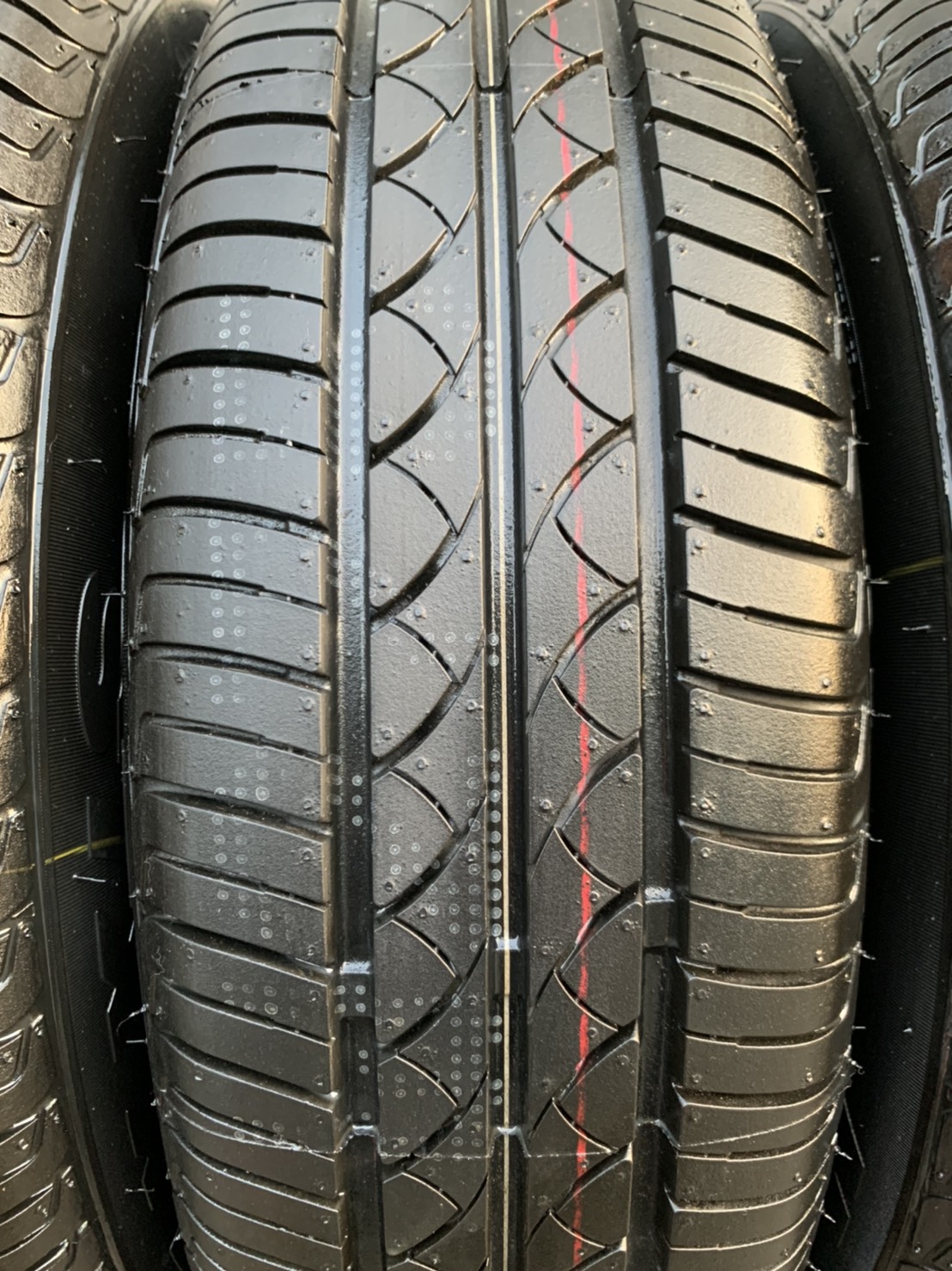 ล้อแม็ก Honda City ลายใบพัด ขอบ 15 เทาปัดเงา พร้อมยางป้ายแดง 175-65-15 Maxxis ปี 20 สวยกริ๊บ