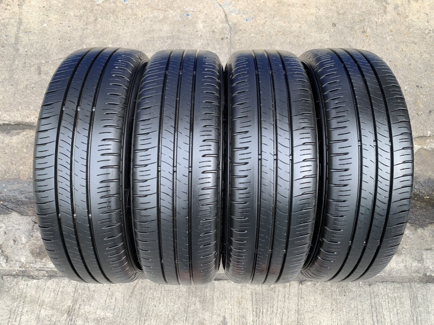 ล้อแม็ก Nissan Note ขอบ 15 พร้อมยาง 185-65-15 Dunlop ปี 19 สภาพสวย ล้อแม็ก Nissan Note ขอบ 15 พร้อมยาง 185-65-15 Dunlop ปี 19 สภาพสวย