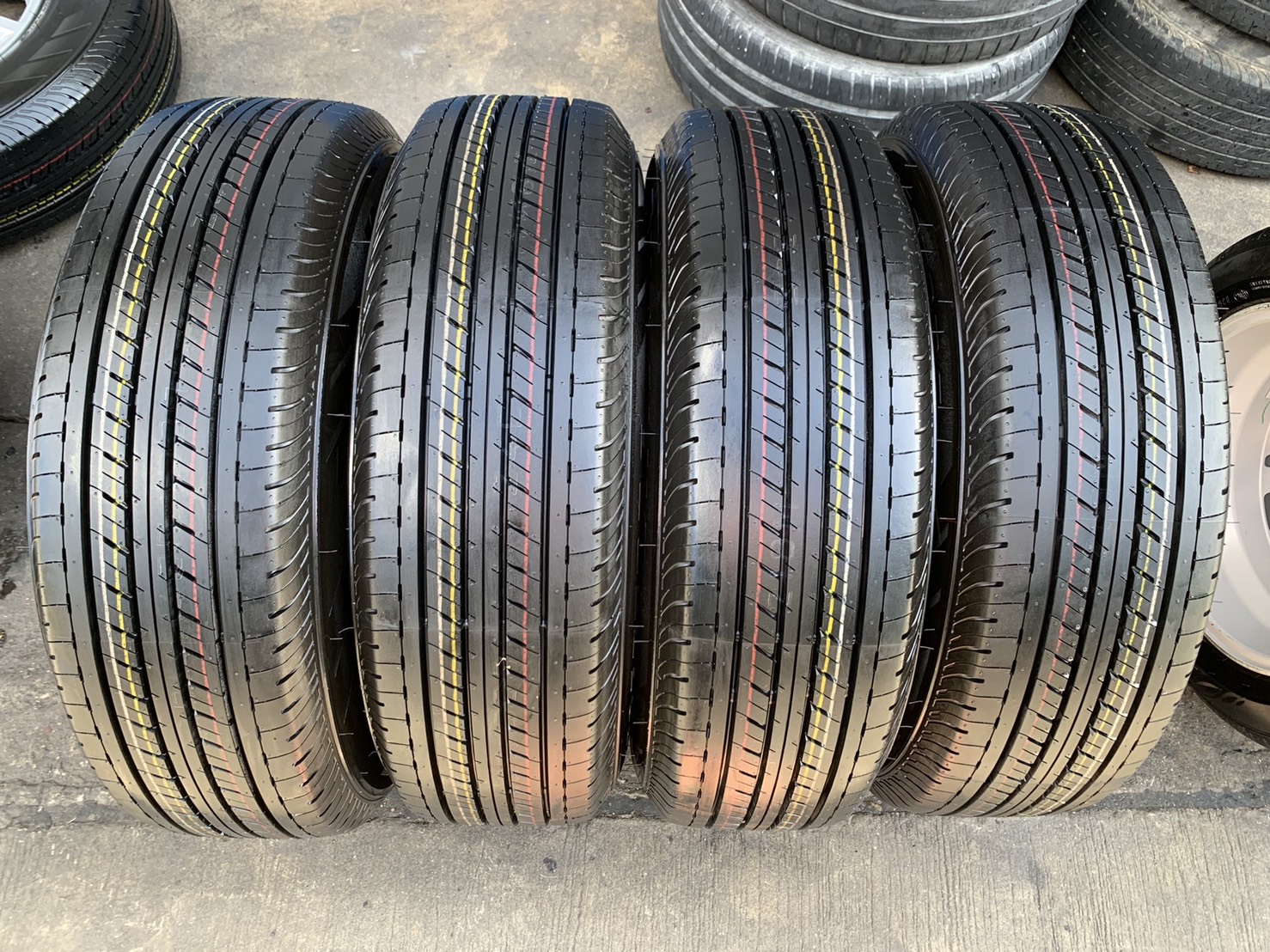 ล้อแม็กป้ายแดง ISUZU D-Max รุ่นใหม่ล่าสุด ขอบ 16 พร้อมยางใหม่ป้ายแดง 215-70-16 Bridgestone ปลายปี 20 ล้อแม็กป้ายแดง ISUZU D-Max รุ่นใหม่ล่าสุด ขอบ 16 พร้อมยางใหม่ป้ายแดง 215-70-16 Bridgestone ปลายปี 20