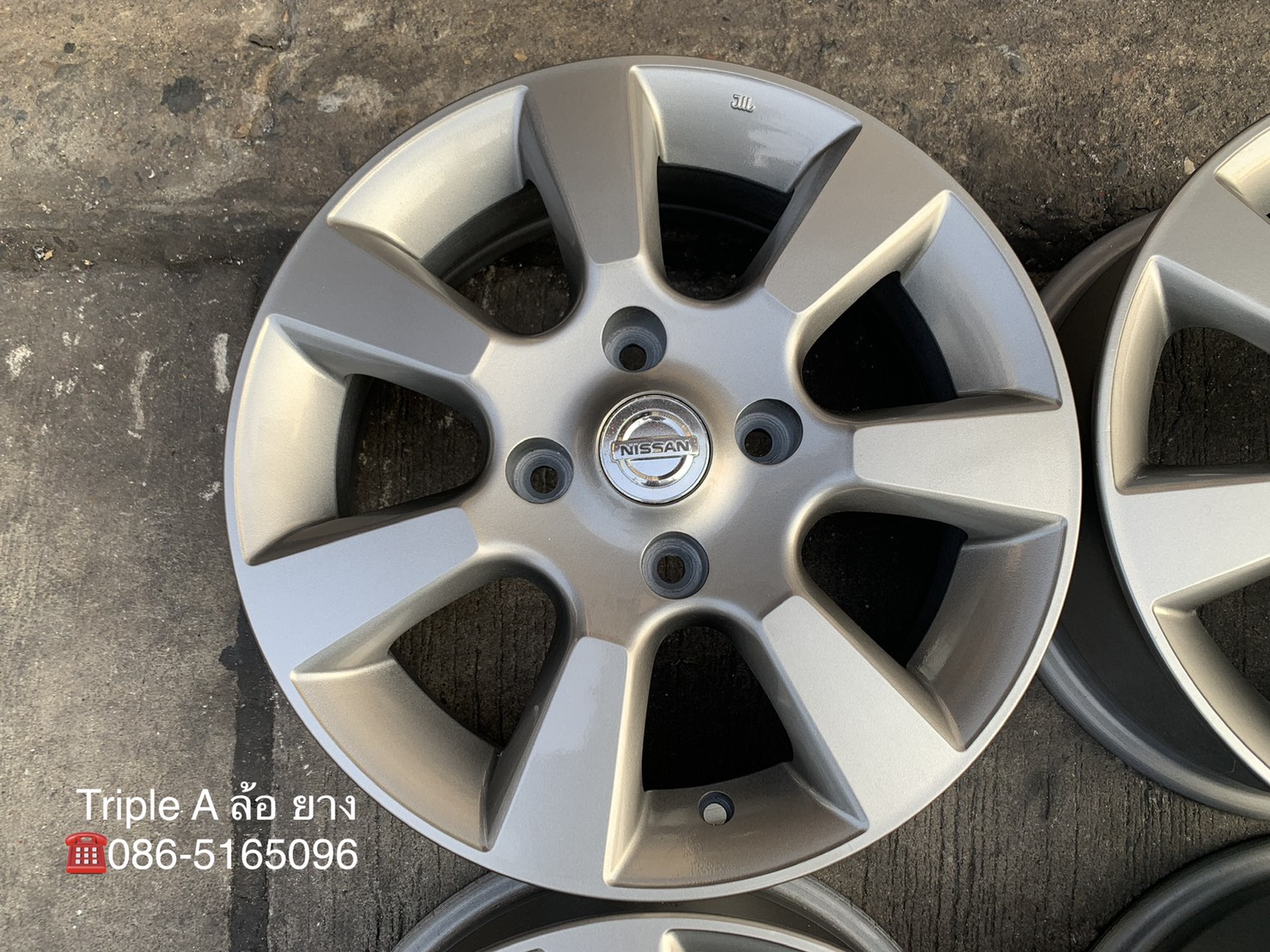 ล้อแม็ก 4รู114 Nissan Tida ขอบ 15 สีเทา สวยกริ๊บ ล้อแม็ก 4รู114 Nissan Tida ขอบ 15 สีเทา สวยกริ๊บ