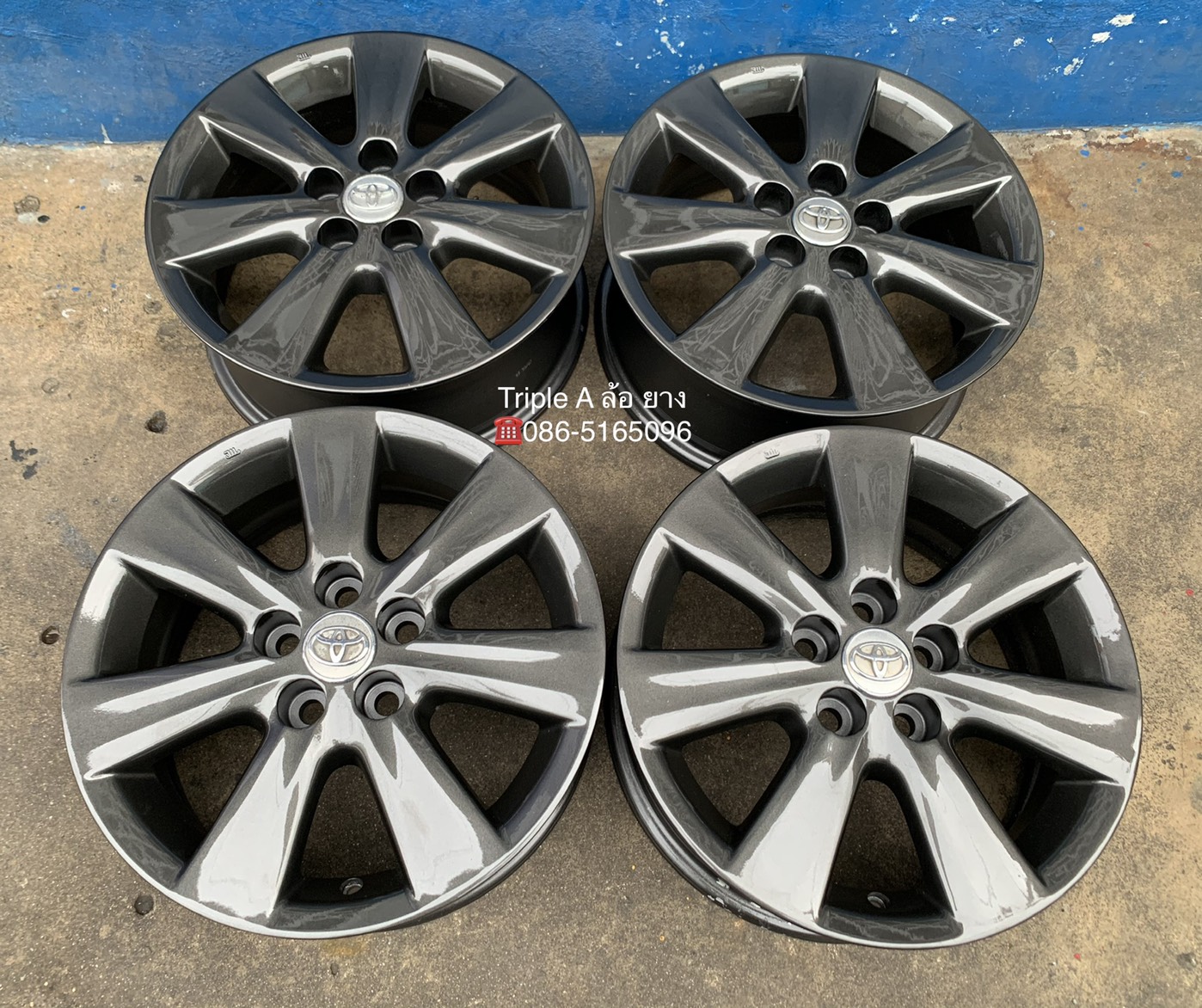 ล้อแม็ก 5รู100 Toyota Altis ขอบ 15 สีเทากัน สภาพสวย