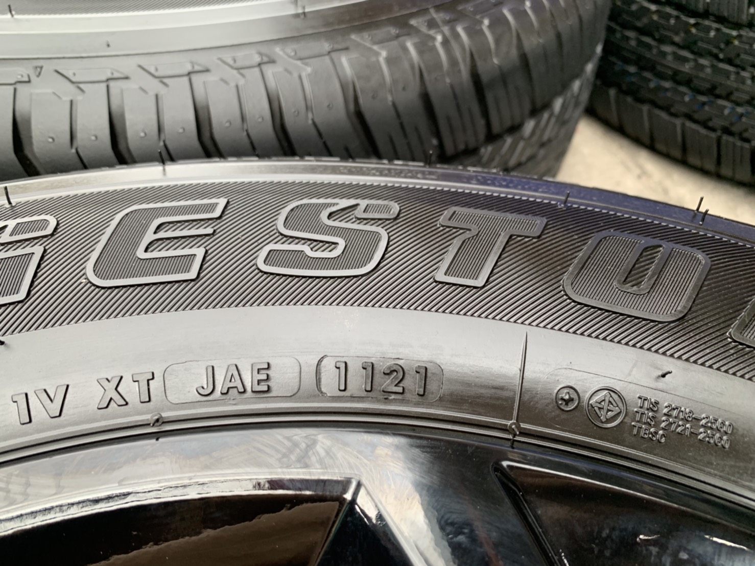 ล้อแม็กป้ายแดง Mitsu Triton Athlete รุ่นใหม่ล่าสุด ขอบ 18 สีดำแท้ พร้อมยางป้ายแดง 265-60-18 Bridgestone ปี 21 สวยกริ๊บๆ ล้อแม็กป้ายแดง Mitsu Triton Athlete รุ่นใหม่ล่าสุด ขอบ 18 สีดำแท้ พร้อมยางป้ายแดง 265-60-18 Bridgestone ปี 21 สวยกริ๊บๆ