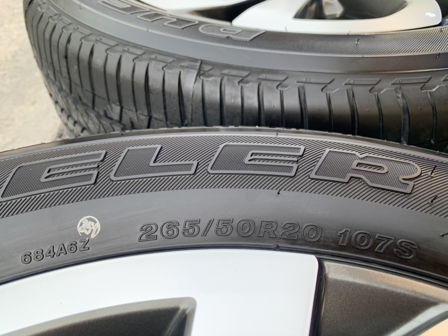 ล้อแม็กป้ายแดง ISUZU MU-X รุ่นใหม่ล่าสุด ขอบ 20 พร้อมยางป้ายแดง 265-50-20 Bridgestone ปี 21 สวยกริ๊บๆ