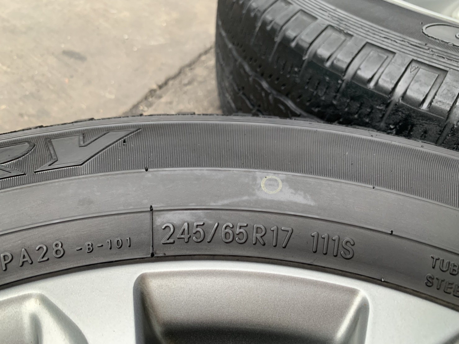 ล้อแม็ก Mitsu Triton Plus ขอบ 17 แถมยาง 245-65-17 TOYO ปลายปี 15