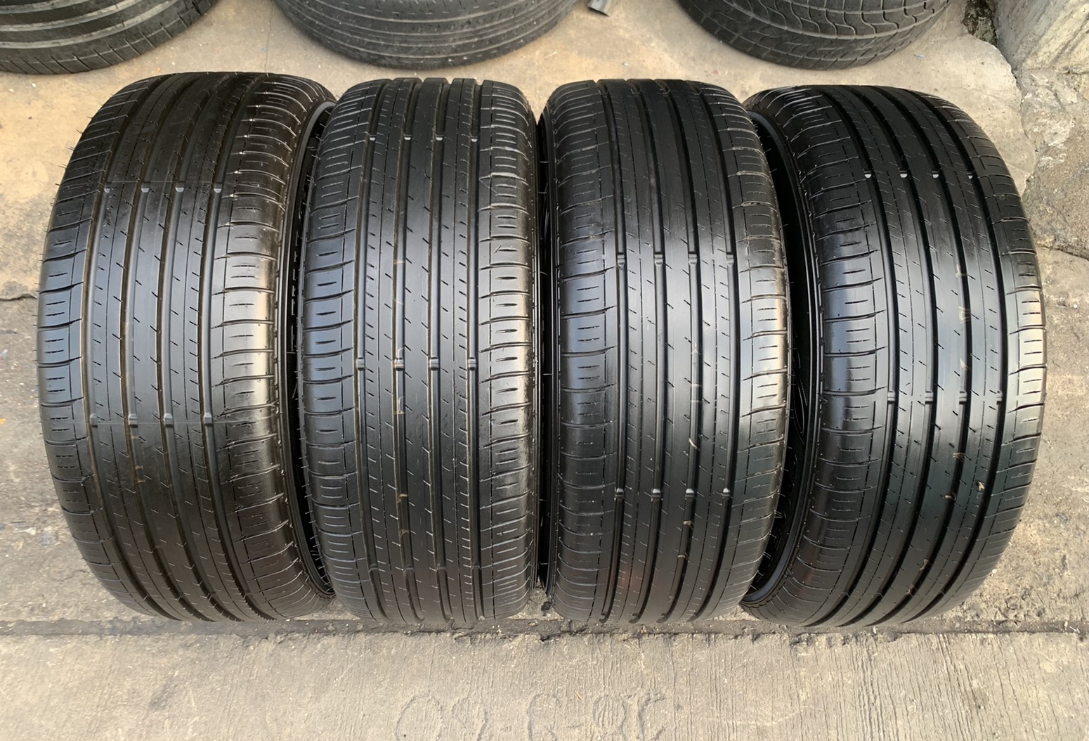 ล้อแม็ก Honda Civic FC รุ่นใหม่ล่าสุด ขอบ 16 สีเทากัน พร้อมยาง 215-55-16 Dunlop ปี 19 สวยๆ ล้อแม็ก Honda Civic FC รุ่นใหม่ล่าสุด ขอบ 16 สีเทากัน พร้อมยาง 215-55-16 Dunlop ปี 19 สวยๆ