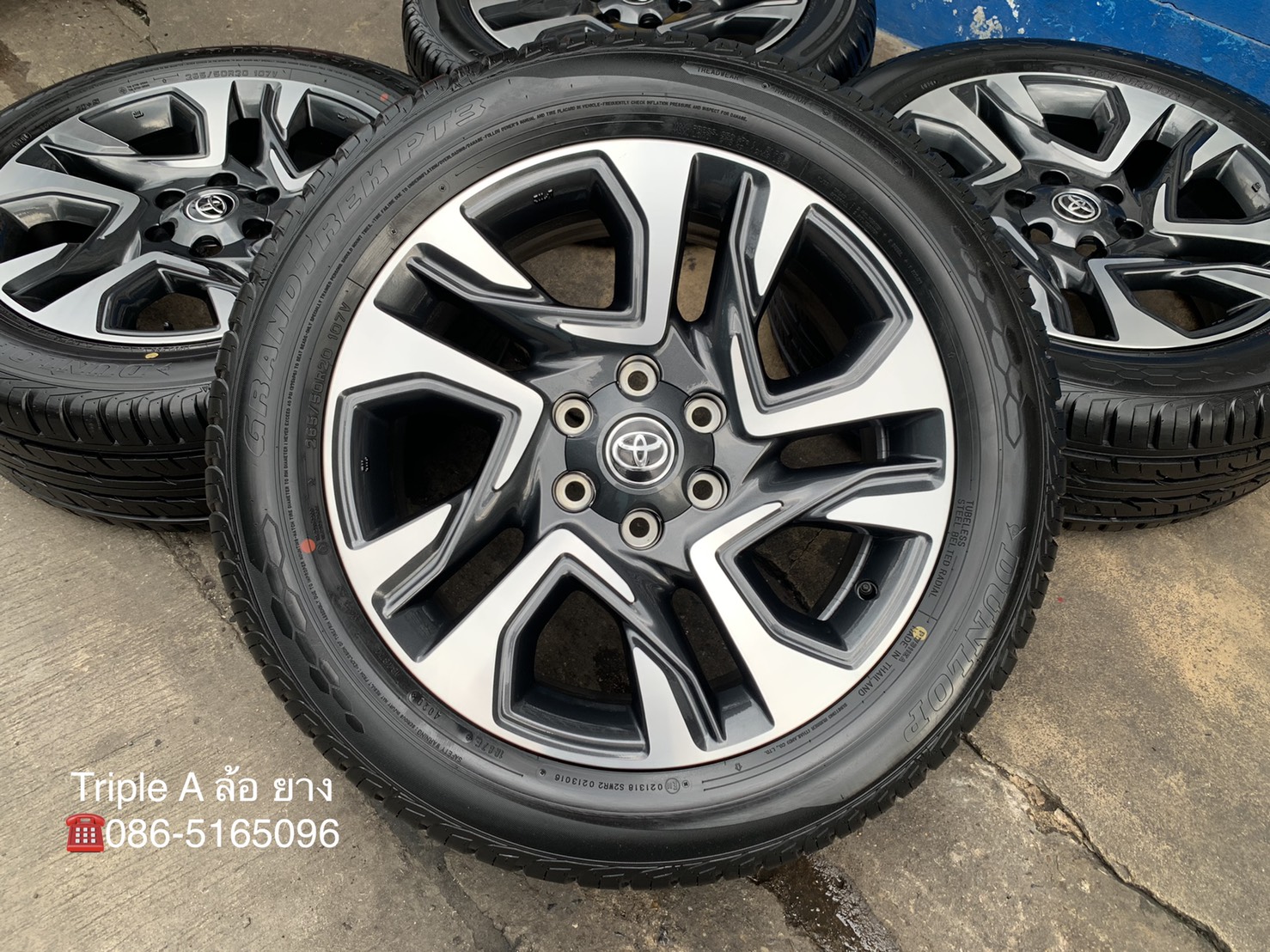 ล้อแม็กป้ายแดง New Toyota Fortuner Legender รุ่นใหม่ล่าสุด ขอบ 20 พร้อมยางป้ายแดง 265-50-20 Dunlop ปลายปี 20 ล้อแม็กป้ายแดง New Toyota Fortuner Legender รุ่นใหม่ล่าสุด ขอบ 20 พร้อมยางป้ายแดง 265-50-20 Dunlop ปลายปี 20