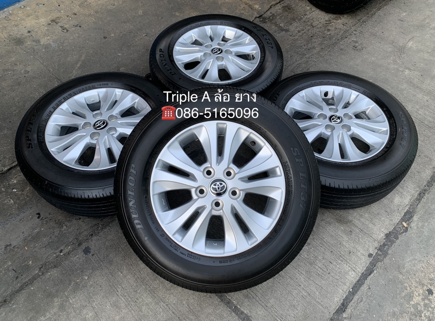 ล้อแม็ก 5รู114 Toyota Revo ขอบ 16 พร้อมยาง 215-65-16 Dunlop ปี 20 สภาพสวย
