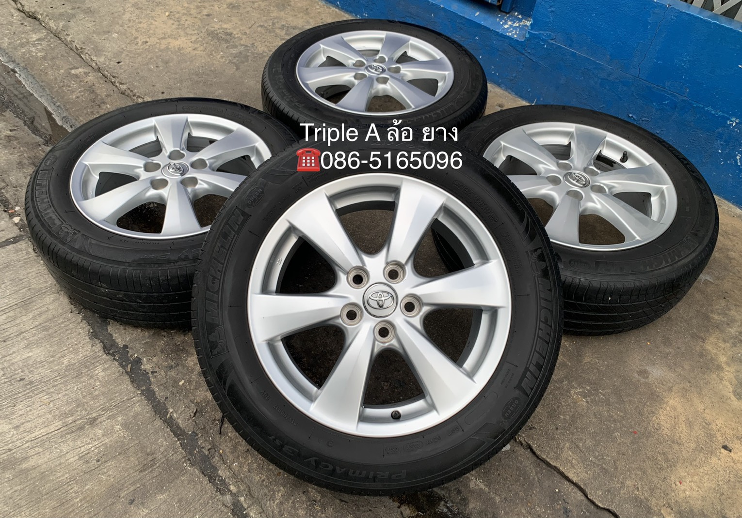 ล้อแม็ก 5รู114 Toyota ขอบ 17 พร้อมยาง 215-60-17 Michelin ปี 17