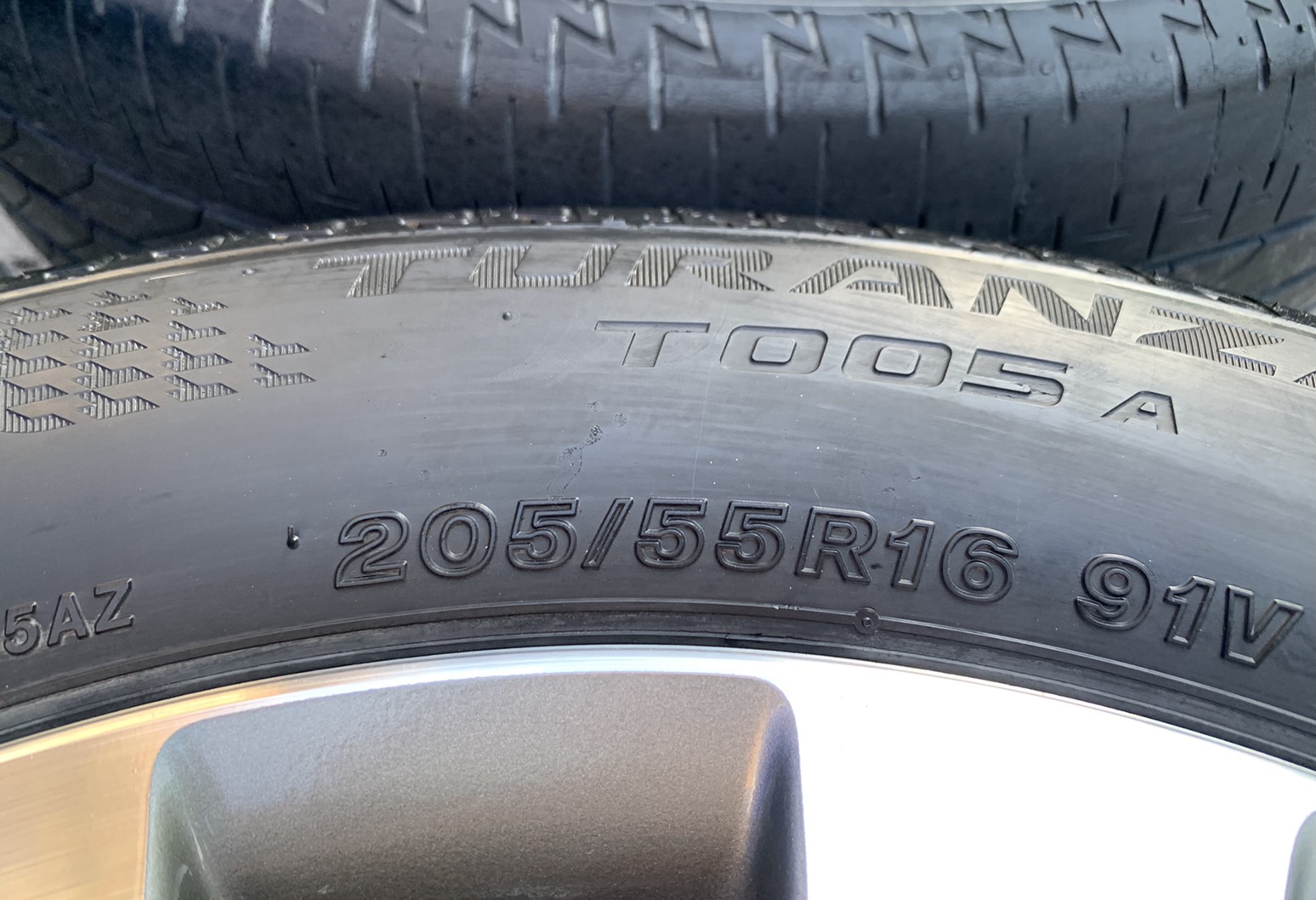 ล้อแม็ก 5รู114 Honda Civic FD ตัวท็อป ขอบ 16 สีเทาหน้าเงา พร้อมยาง 205-55-16 Bridgestone ปลายปี 18