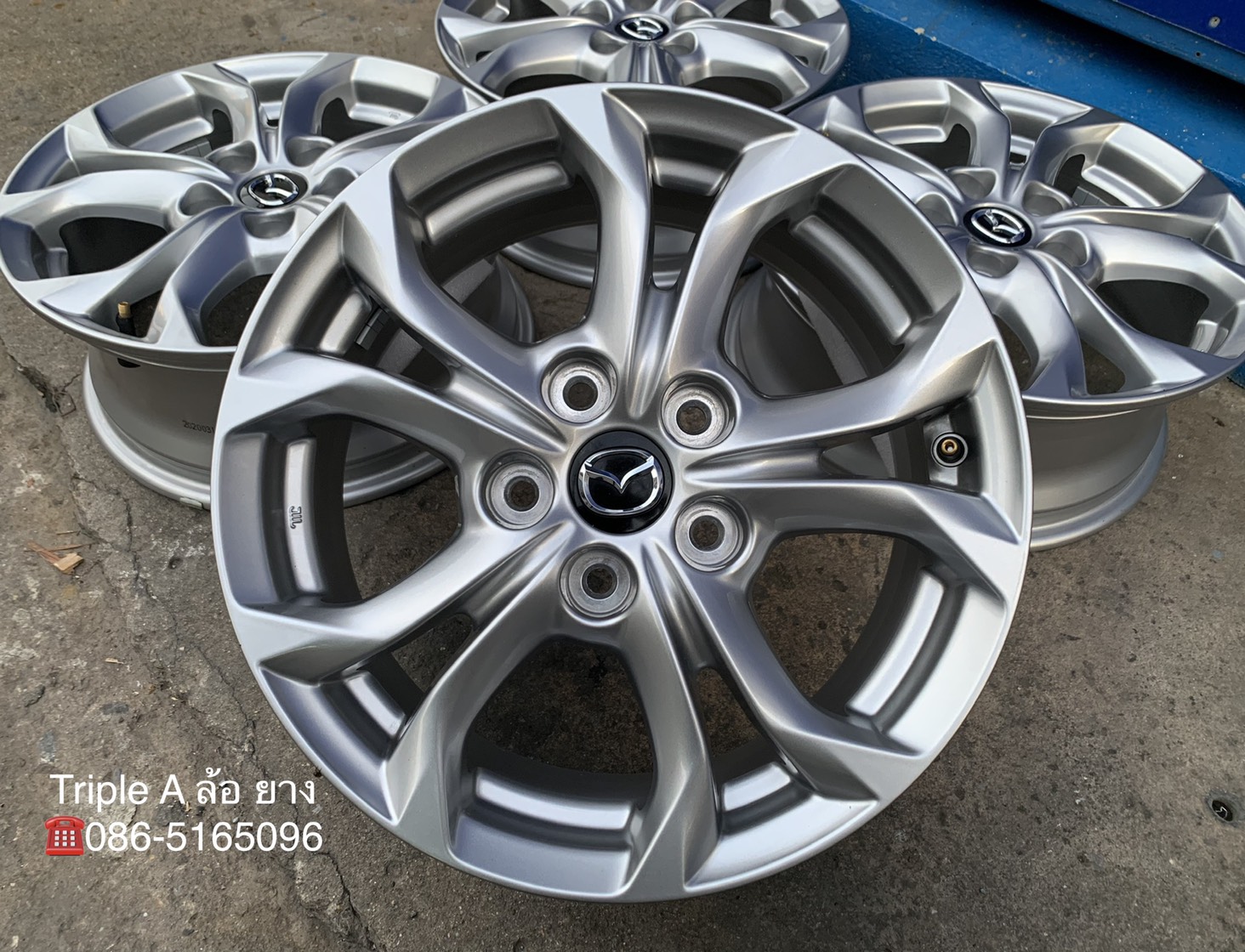 ล้อแม็กป้ายแดง Mazda CX-3 รุ่นใหม่ล่าสุด ขอบ 16 สวยกริ๊บๆ ล้อแม็กป้ายแดง Mazda CX-3 รุ่นใหม่ล่าสุด ขอบ 16 สวยกริ๊บๆ