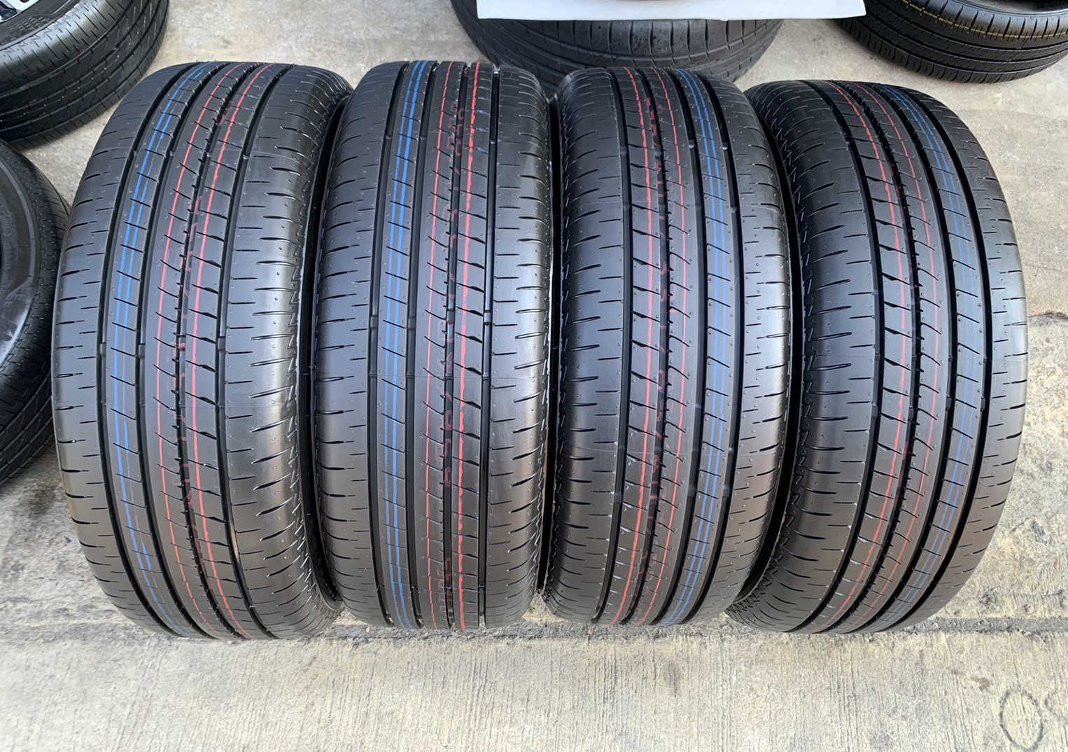 ล้อแม็กป้ายแดง Toyota Revo GR Sport รุ่นใหม่ล่าสุด ขอบ 17 พร้อมยางใหม่ป้ายแดง 215-55-17 Bridgestone 