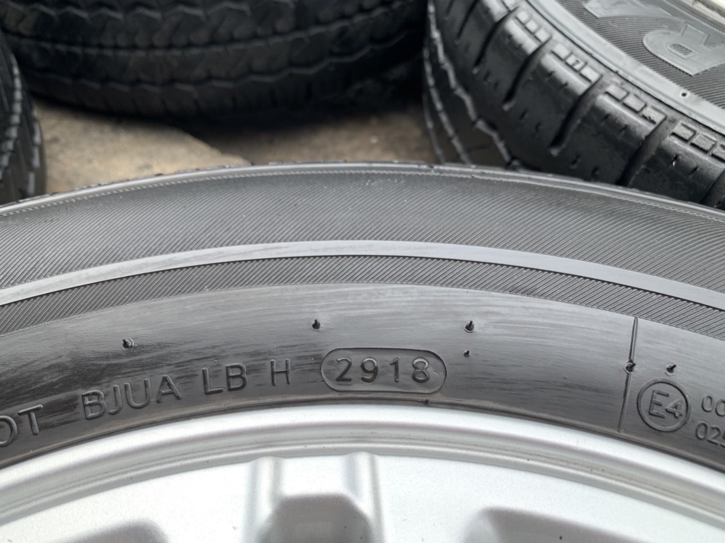 ล้อแม็ก ISUZU D-Max Blue Power ลายดาว ขอบ16 พร้อมยาง 215-70-16 Hankook ปี 18 ล้อแม็ก ISUZU D-Max Blue Power ลายดาว ขอบ16 พร้อมยาง 215-70-16 Hankook ปี 18