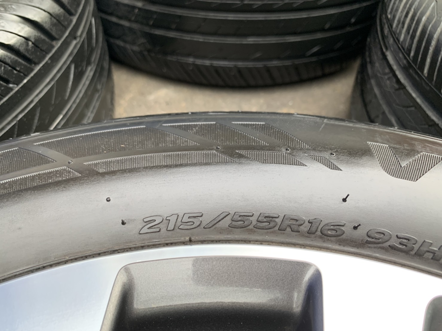 ล้อแม็ก Honda Civic FC ขอบ 16 สีเทาหน้าเงา พร้อมยาง 215-55-16 Hankook ปลายปี 18 ล้อแม็ก Honda Civic FC ขอบ 16 สีเทาหน้าเงา พร้อมยาง 215-55-16 Hankook ปลายปี 18