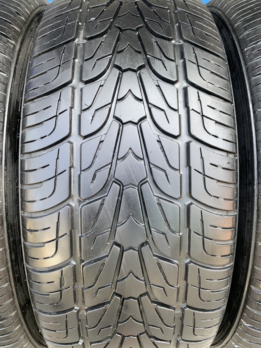 ล้อแม็ก Ford Everest ขอบ 20 เทาหน้าเงา พร้อมยาง 265-50-20 NEXEN ปี 19