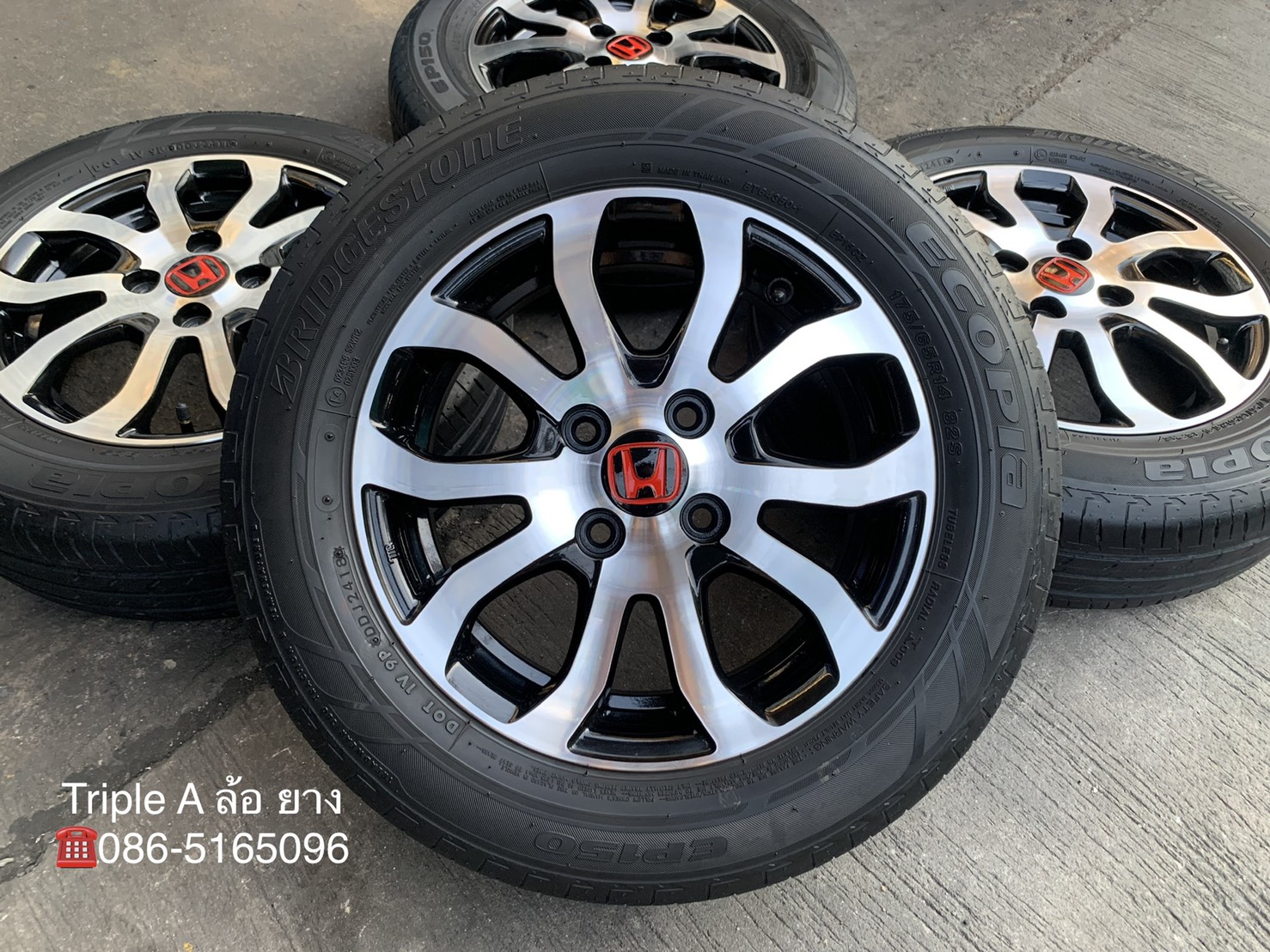 ล้อแม็ก Honda Brio Amaze ขอบ 14 สีดำปัดหน้าเงา พร้อมยาง 175-65-14 Bridgestone ปี 18