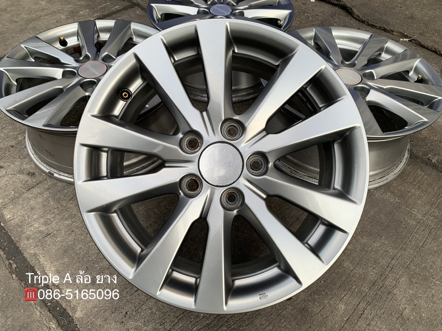 ล้อแม็ก 5รู114 Honda Civic FB ขอบ 16 สีเทา ใส่กับ Honda 5รู ได้ทุกรุ่น ล้อแม็ก 5รู114 Honda Civic FB ขอบ 16 สีเทา ใส่กับ Honda 5รู ได้ทุกรุ่น