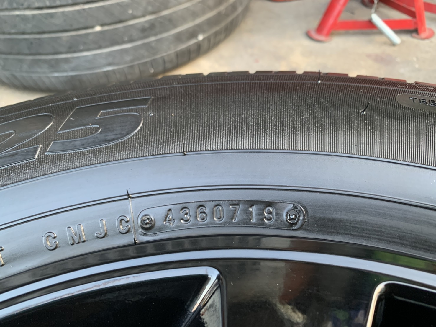 ล้อแม็ก 6รู114 Nissan Navara NP300 Black Edition ขอบ 18 พร้อมยาง 255-60-18 TOYO ปี 19 ล้อแม็ก 6รู114 Nissan Navara NP300 Black Edition ขอบ 18 พร้อมยาง 255-60-18 TOYO ปี 19