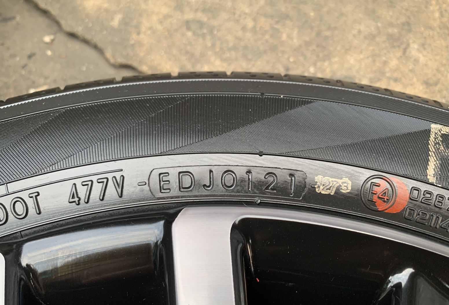 ล้อแม็กป้ายแดง Honda City Hatchback Turbo 2021 รุ่นใหม่ล่าสุด ขอบ 16 พร้อมยางป้ายแดง 185-55-16 Yokoh ล้อแม็กป้ายแดง Honda City Hatchback Turbo 2021 รุ่นใหม่ล่าสุด ขอบ 16 พร้อมยางป้ายแดง 185-55-16 Yokoh