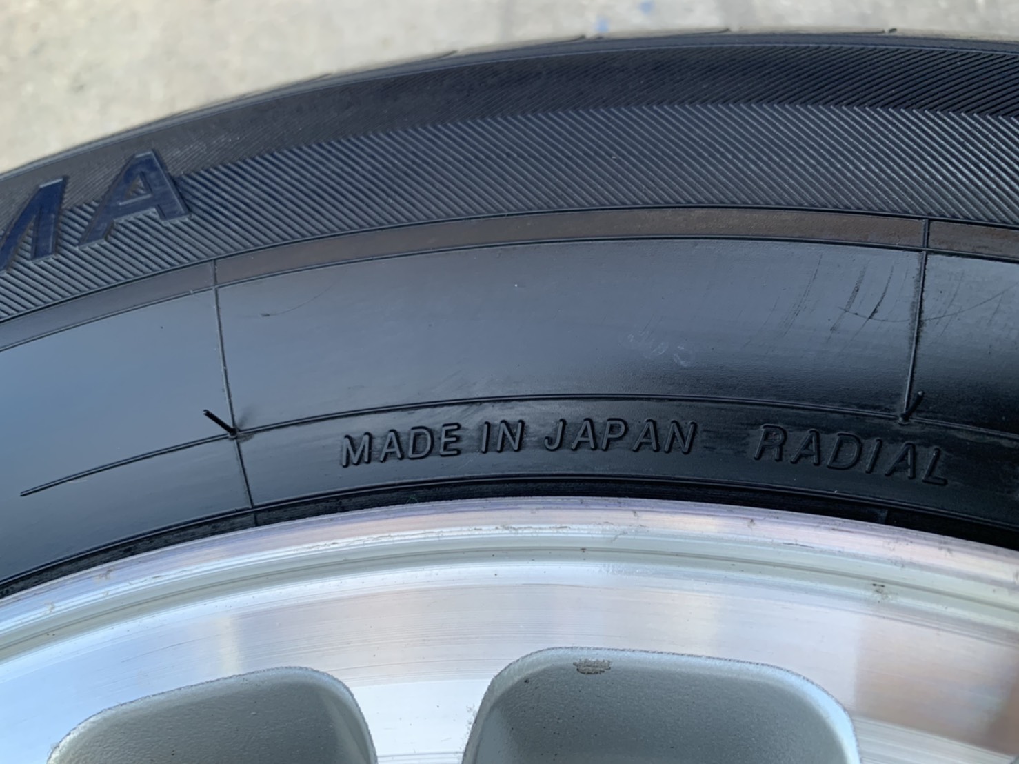 ล้อแม็ก 5รู114 Nissan Cefiro ขอบ 16 แถมยาง 215-65-16 Yokohama ปลายปี 15