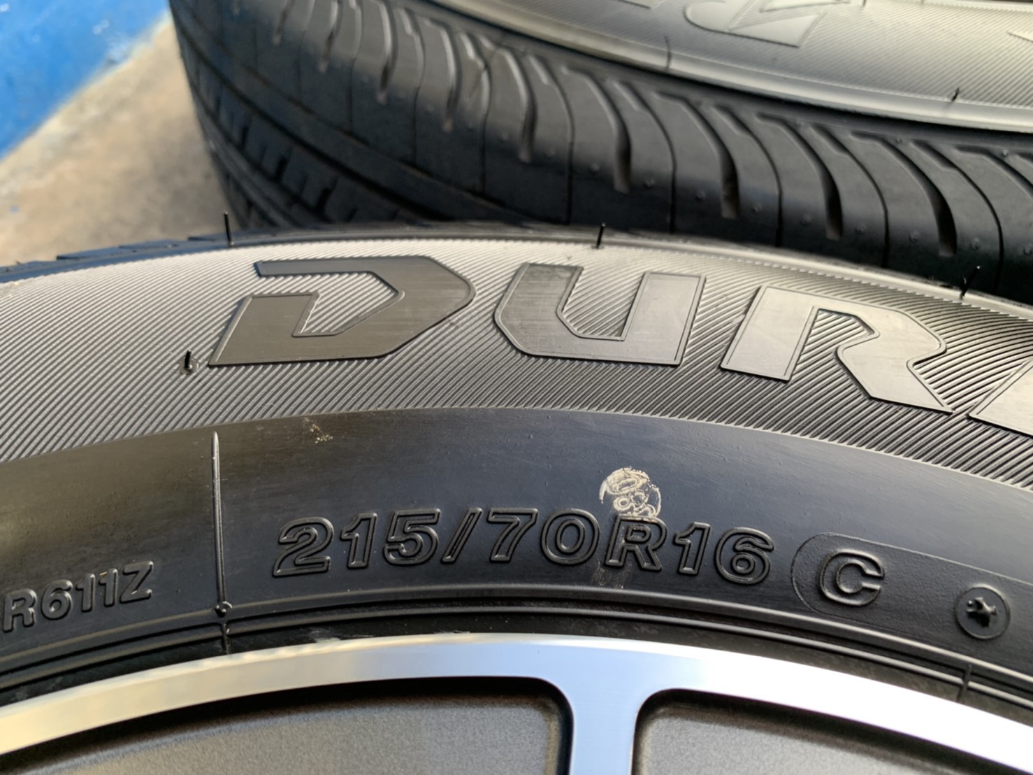 ล้อแม็กป้ายแดง Hyundai H1 2020 รุ่นใหม่ล่าสุด ขอบ 16 พร้อมยางใหม่ป้ายแดง 215-70-16 Bridgestone ปลายป
