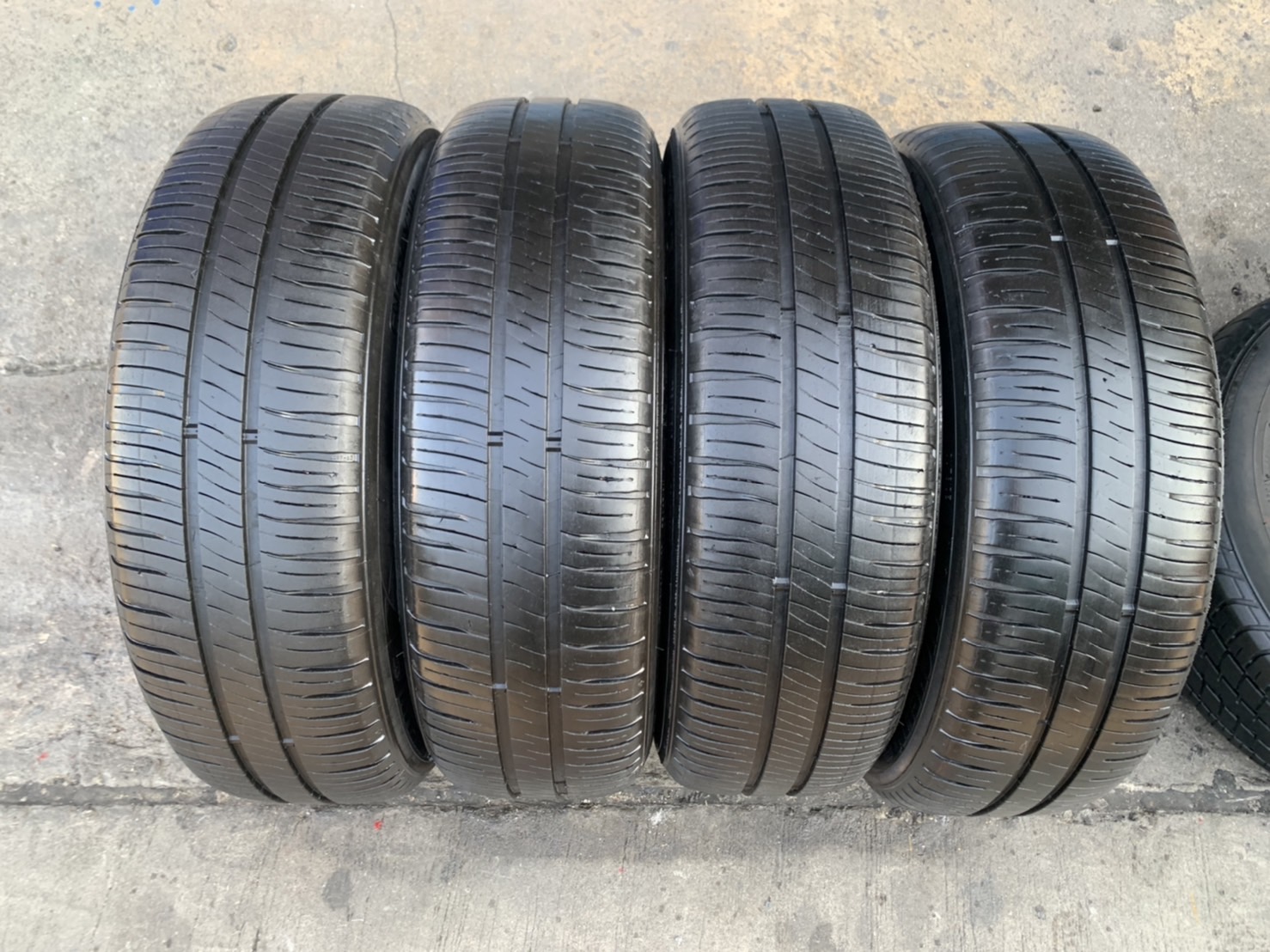 ล้อแม็ก Honda City ลายใบพัด ขอบ 15 พร้อมยาง 175-65-15 Michelin ปลายปี 18 ล้อแม็ก Honda City ลายใบพัด ขอบ 15 พร้อมยาง 175-65-15 Michelin ปลายปี 18