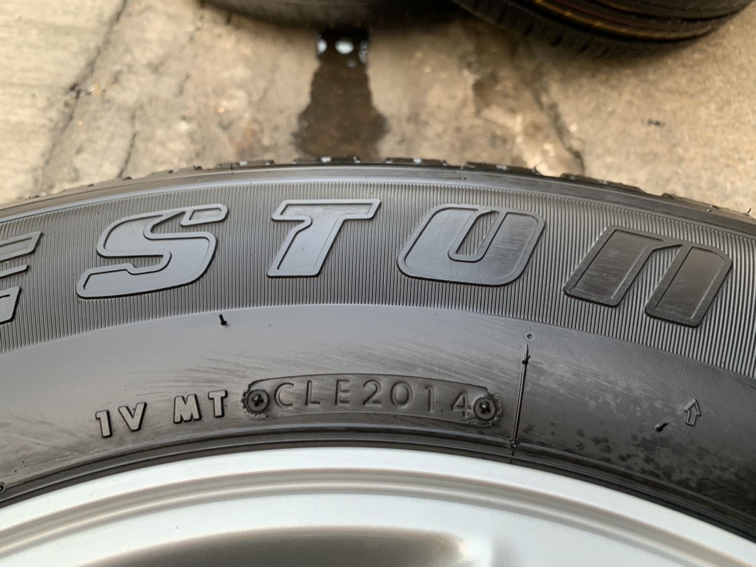 ล้อแม็ก ISUZU D-Max All New ขอบ 16 แถมยาง 245-70-16 Bridgestone ปี 14 ล้อแม็ก ISUZU D-Max All New ขอบ 16 แถมยาง 245-70-16 Bridgestone ปี 14