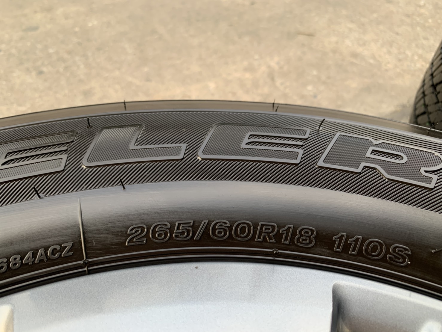 ล้อแม็กป้ายแดง All New ISUZU D-Max 2020 รุ่นใหม่ล่าสุด ขอบ 18 พร้อมยางป้ายแดง 265-60-18 Bridgestone ล้อแม็กป้ายแดง All New ISUZU D-Max 2020 รุ่นใหม่ล่าสุด ขอบ 18 พร้อมยางป้ายแดง 265-60-18 Bridgestone