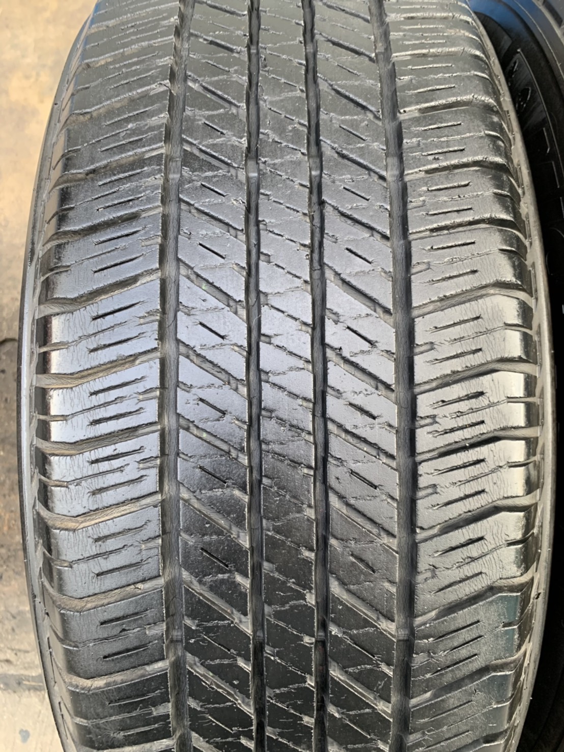 ล้ออะไหล่ 6รู139 ขอบ 17 แถมยาง 265-65-17 Bridgestone ปี 13 ล้ออะไหล่ 6รู139 ขอบ 17 แถมยาง 265-65-17 Bridgestone ปี 13