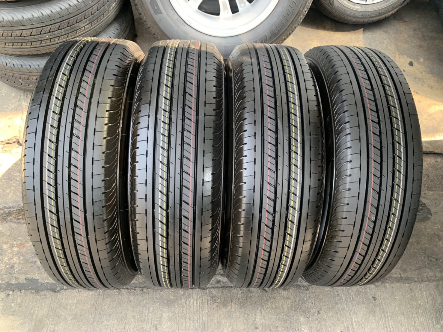 ล้อแม็กป้ายแดง ISUZU D-Max รุ่นใหม่ล่าสุด ขอบ 16 พร้อมยางใหม่ป้ายแดง 215-70-16 Bridgestone ปลายปี 20 ใหม่มาก ล้อแม็กป้ายแดง ISUZU D-Max รุ่นใหม่ล่าสุด ขอบ 16 พร้อมยางใหม่ป้ายแดง 215-70-16 Bridgestone ปลายปี 20 ใหม่มาก