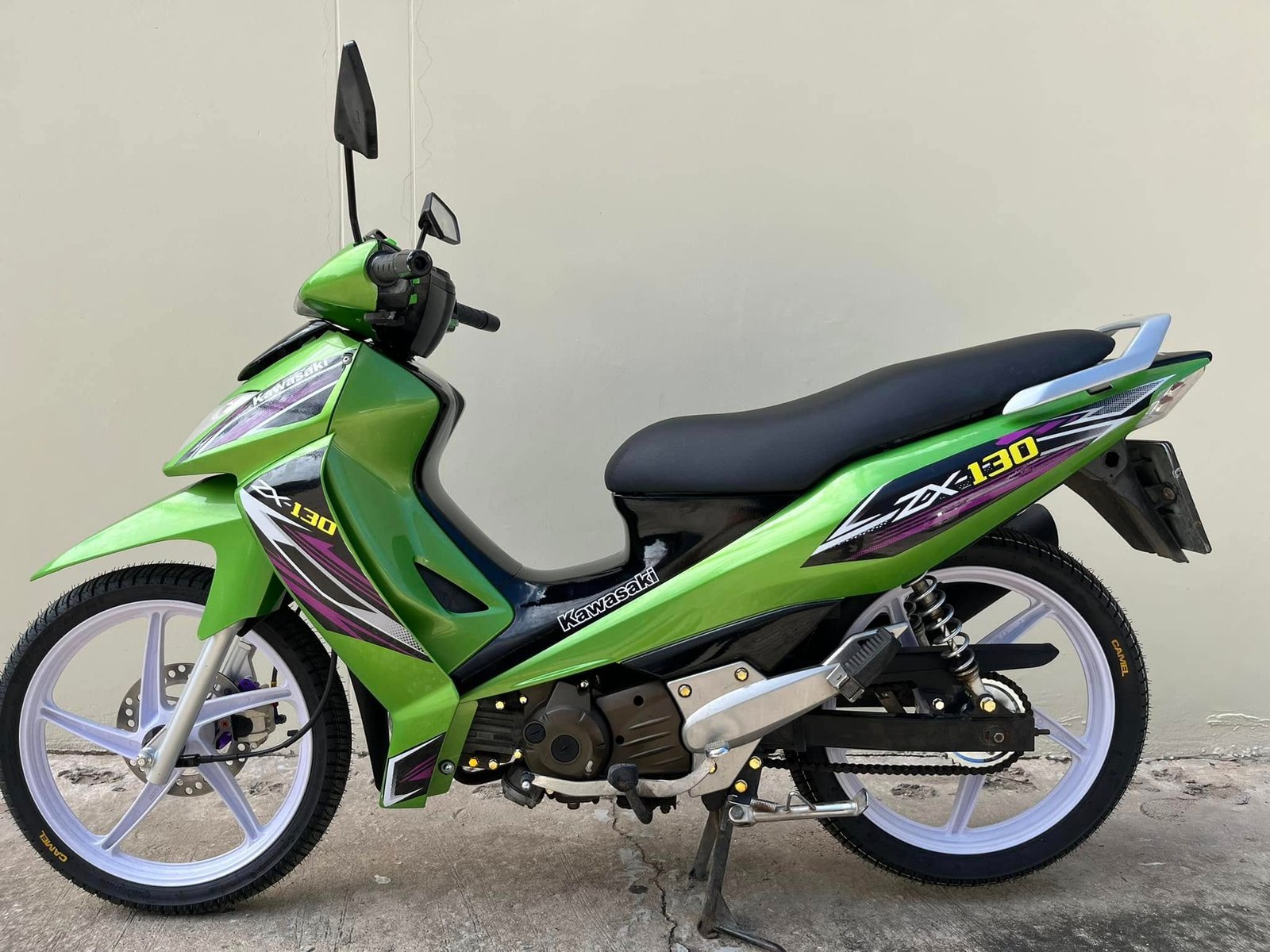 หาคนดูแลต่อครับ รถในตำนาน เด็กปั้มยืนงงว่าเติมน้ำมันตรงไหน!! KAWASAKI ZX130 ปั้นใหม่0-100อะไหล่เบิกใ หาคนดูแลต่อครับ รถในตำนาน เด็กปั้มยืนงงว่าเติมน้ำมันตรงไหน!! KAWASAKI ZX130 ปั้นใหม่0-100อะไหล่เบิกใ