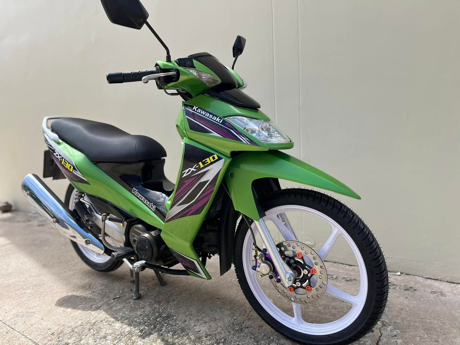 หาคนดูแลต่อครับ รถในตำนาน เด็กปั้มยืนงงว่าเติมน้ำมันตรงไหน!! KAWASAKI ZX130 ปั้นใหม่0-100อะไหล่เบิกใ หาคนดูแลต่อครับ รถในตำนาน เด็กปั้มยืนงงว่าเติมน้ำมันตรงไหน!! KAWASAKI ZX130 ปั้นใหม่0-100อะไหล่เบิกใ