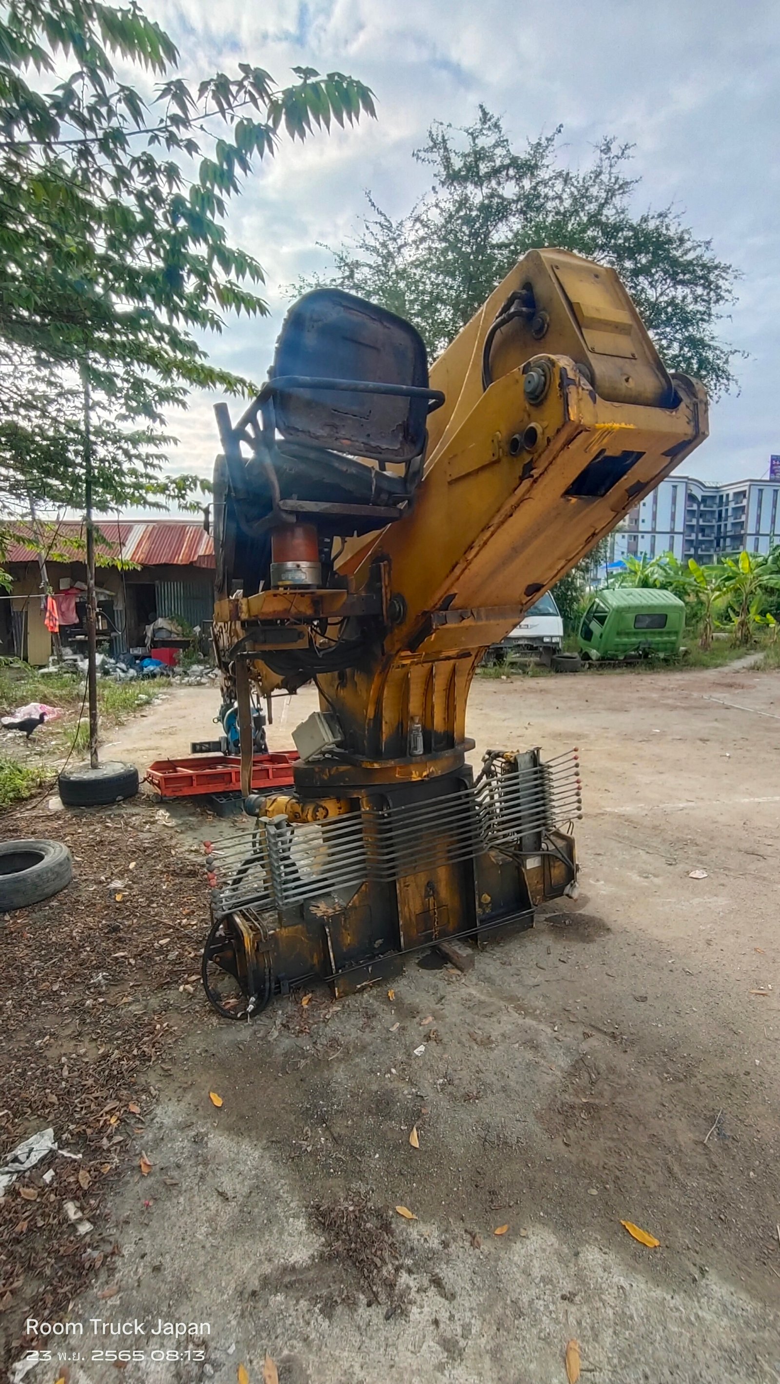 เครนกระเช้า28ม.7ท่อน,รีโมท4ขา 2.9ตัน เครนกระเช้า28ม.7ท่อน,รีโมท4ขา 2.9ตัน