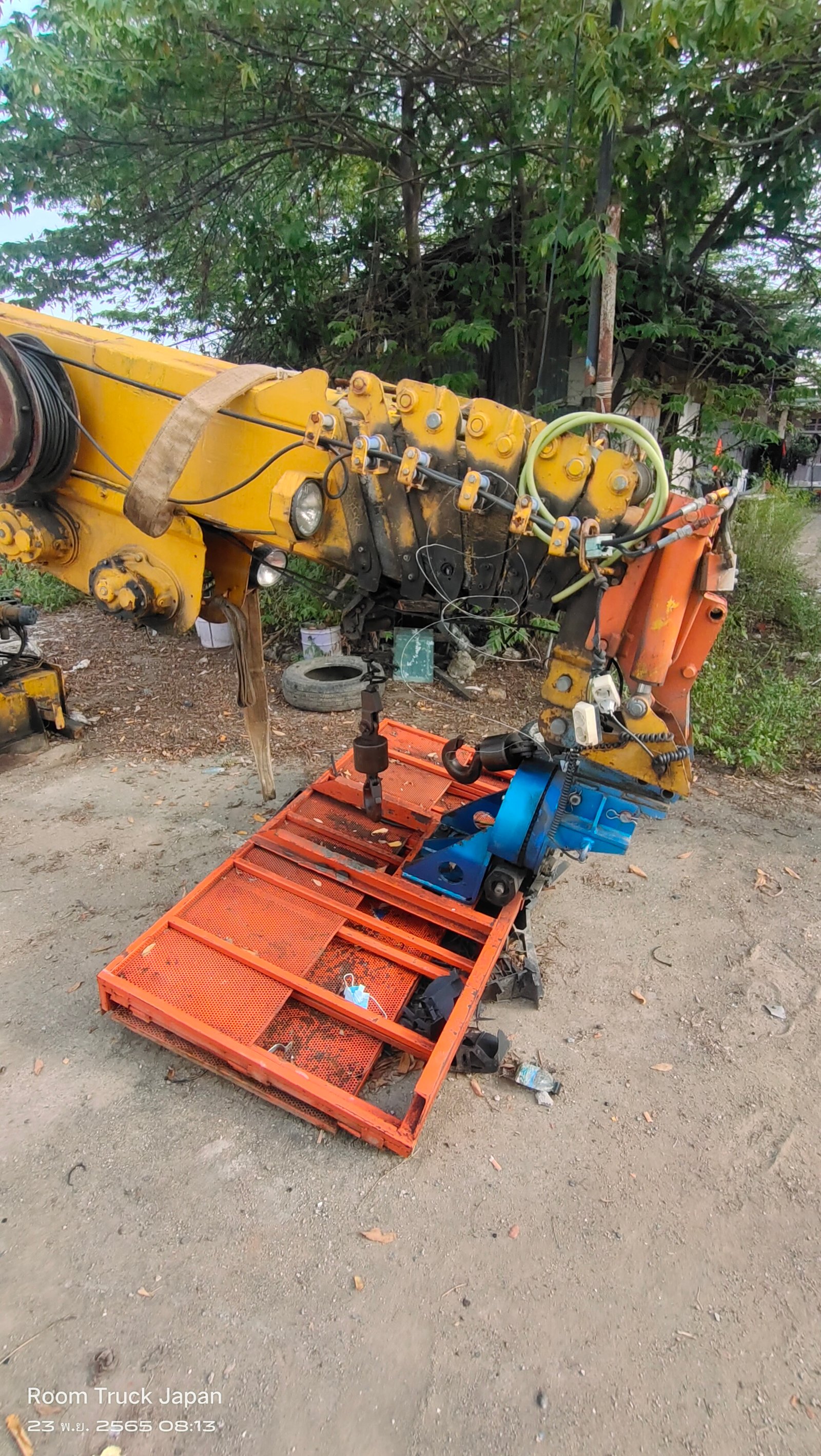 เครนกระเช้า28ม.7ท่อน,รีโมท4ขา 2.9ตัน เครนกระเช้า28ม.7ท่อน,รีโมท4ขา 2.9ตัน