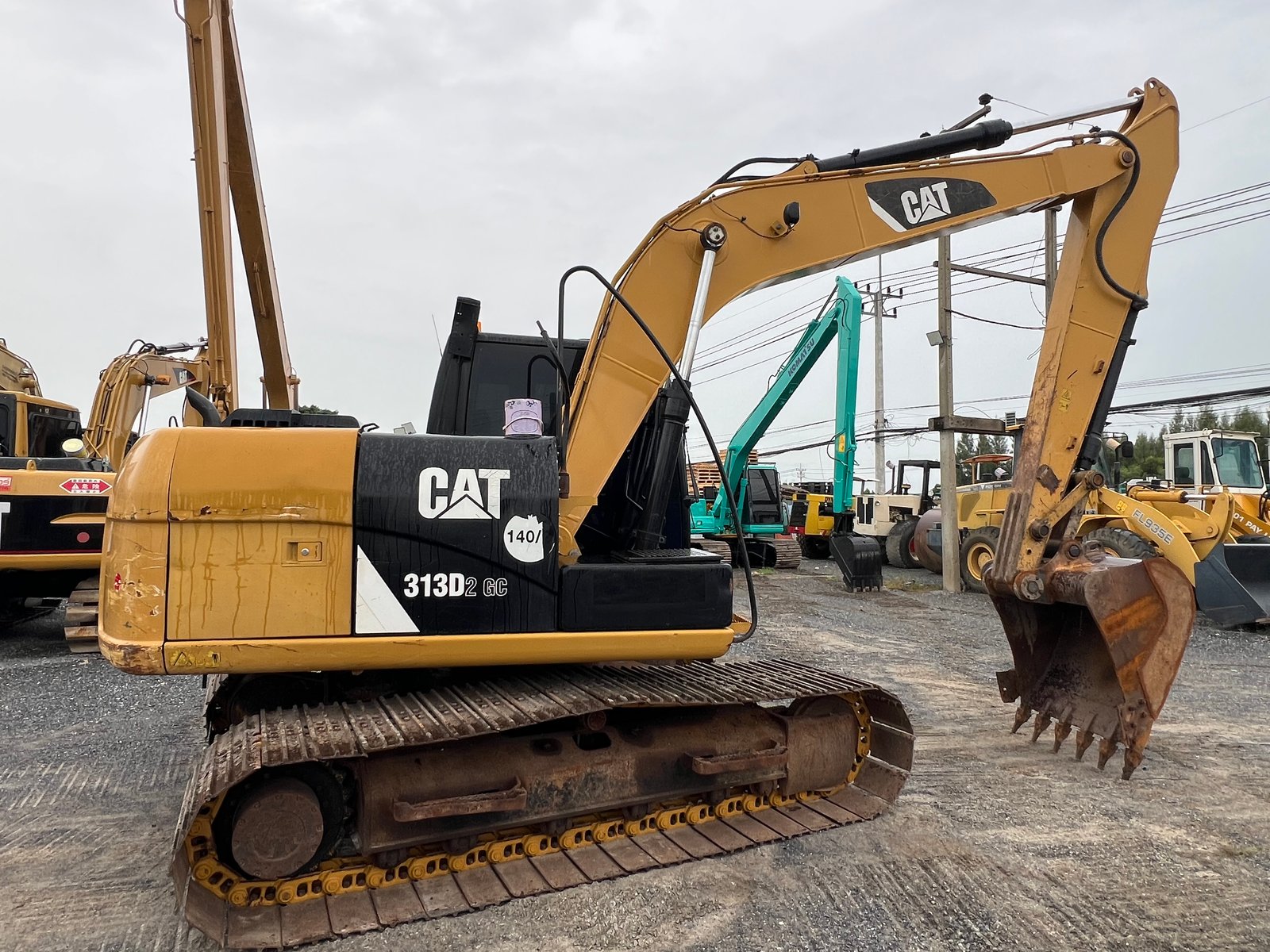 ขายครับ CAT313D2สภาพสวย รถออกศูนย์ไทย สภาพพร้อมใช้งาน ขายครับ CAT313D2สภาพสวย รถออกศูนย์ไทย สภาพพร้อมใช้งาน