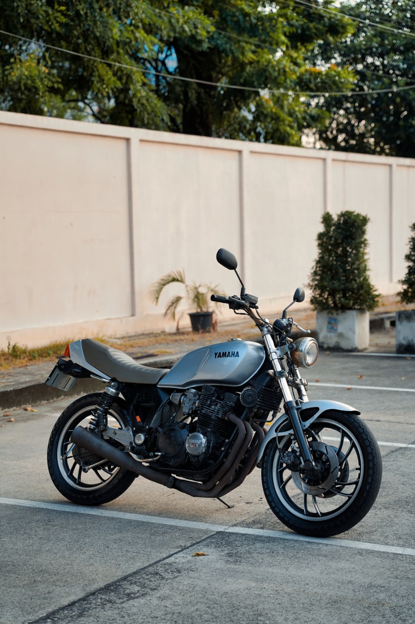 ขาย Yamaha XJ750 ปี 1985 ขาย Yamaha XJ750 ปี 1985