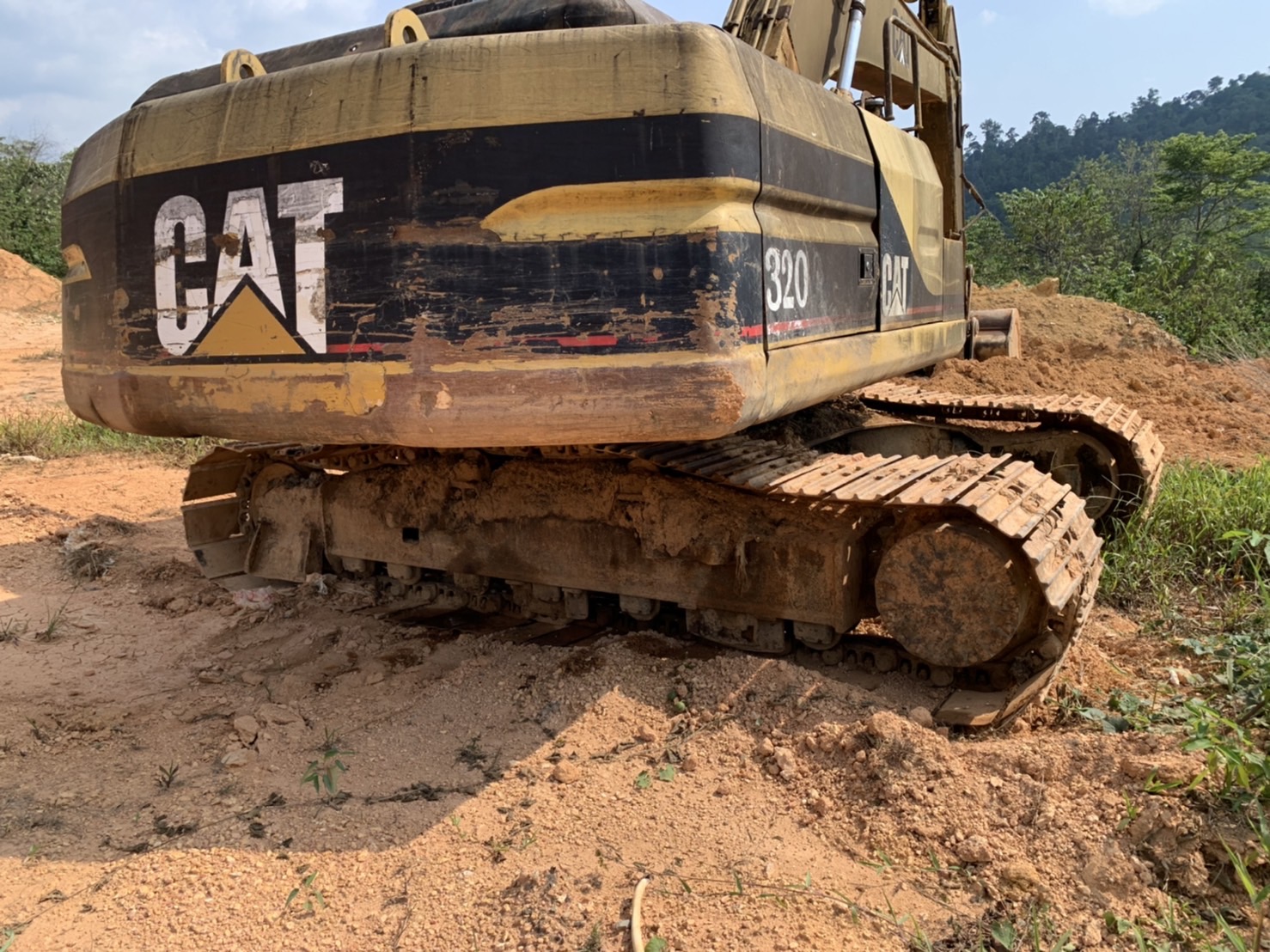 แบคโฮ CAT 320 V2